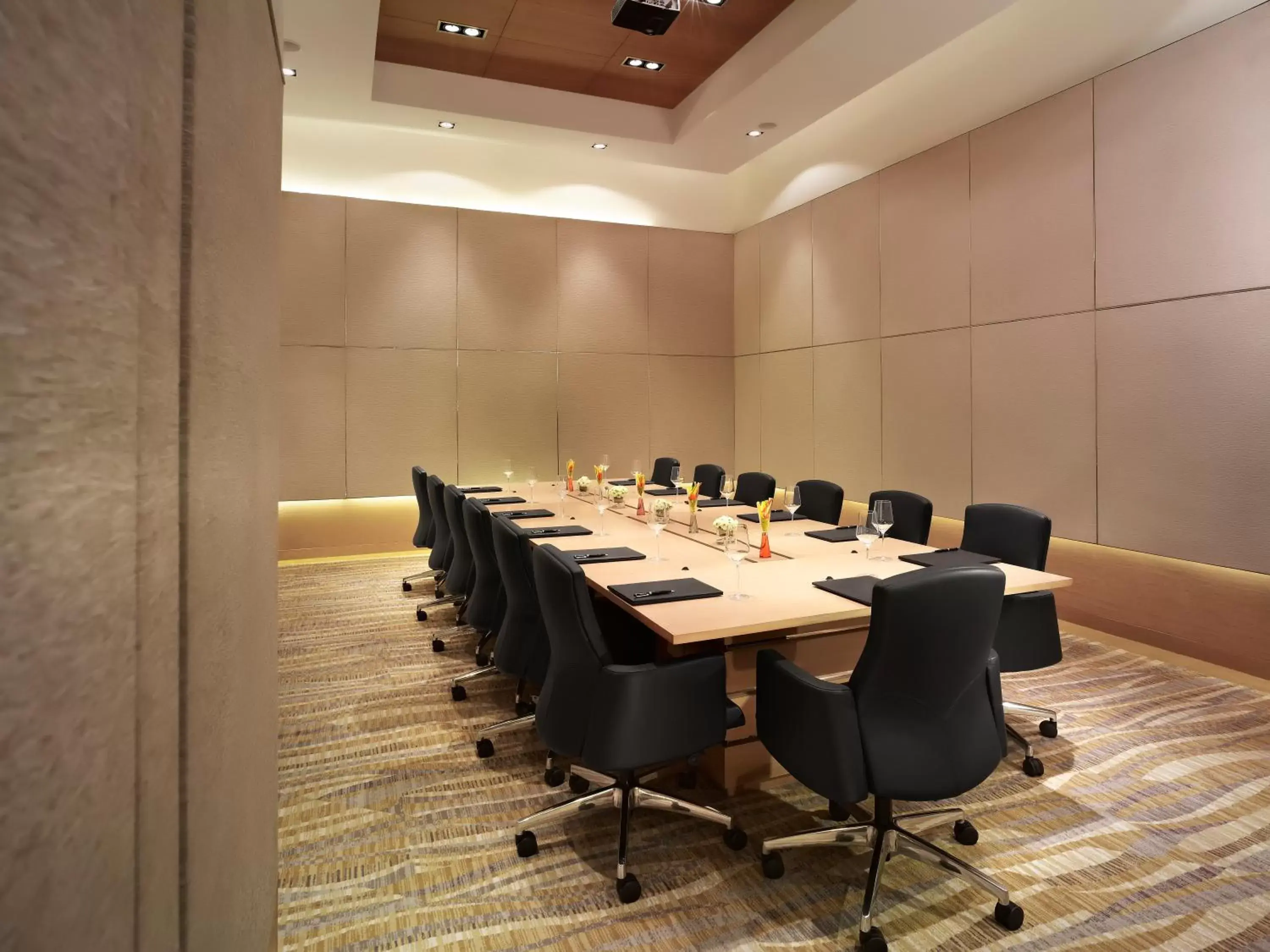 Business facilities in Taj City Centre Gurugram