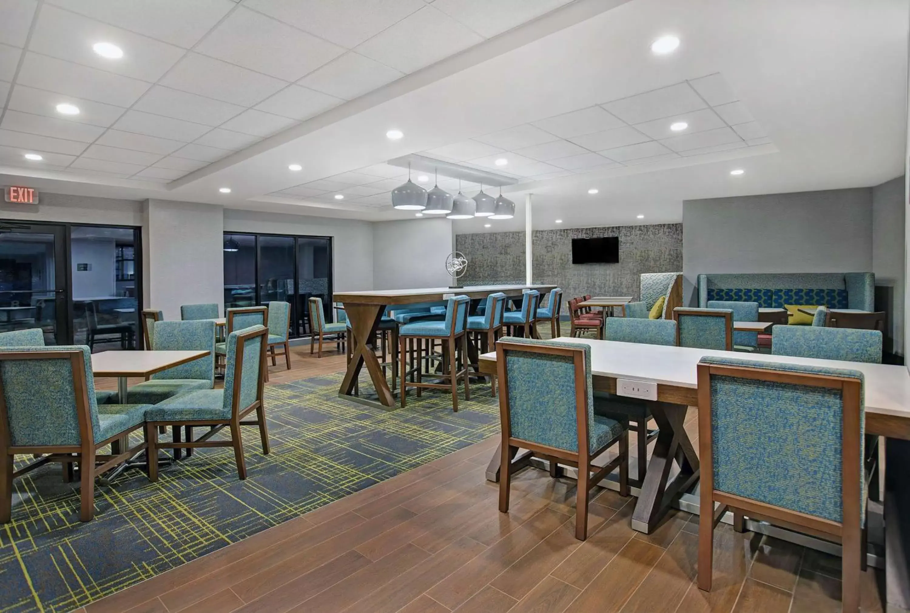 Breakfast in Hampton Inn Westfield Breakfast in Hampton Inn Westfield