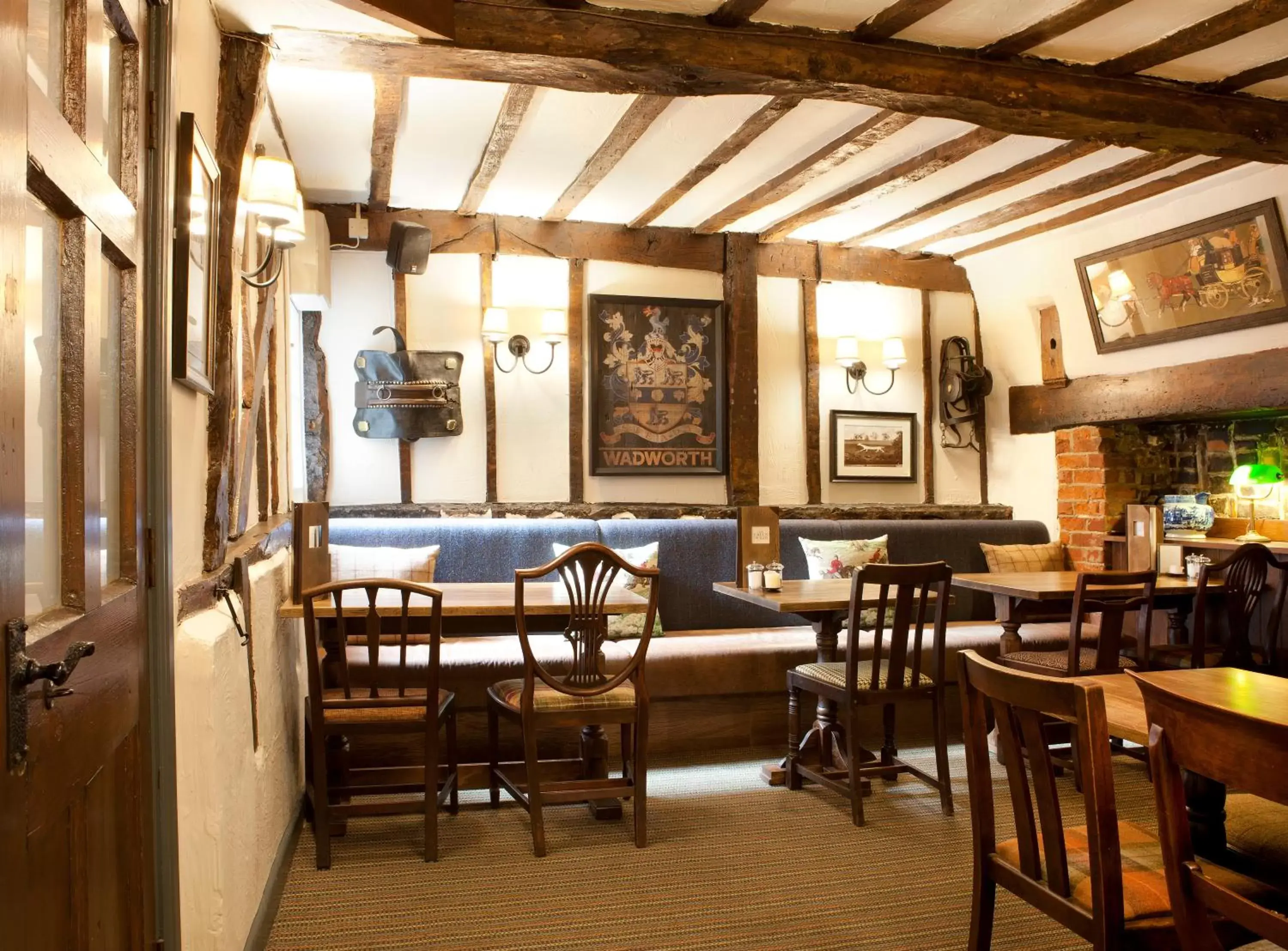 Restaurant/Places to Eat in The Green Dragon
