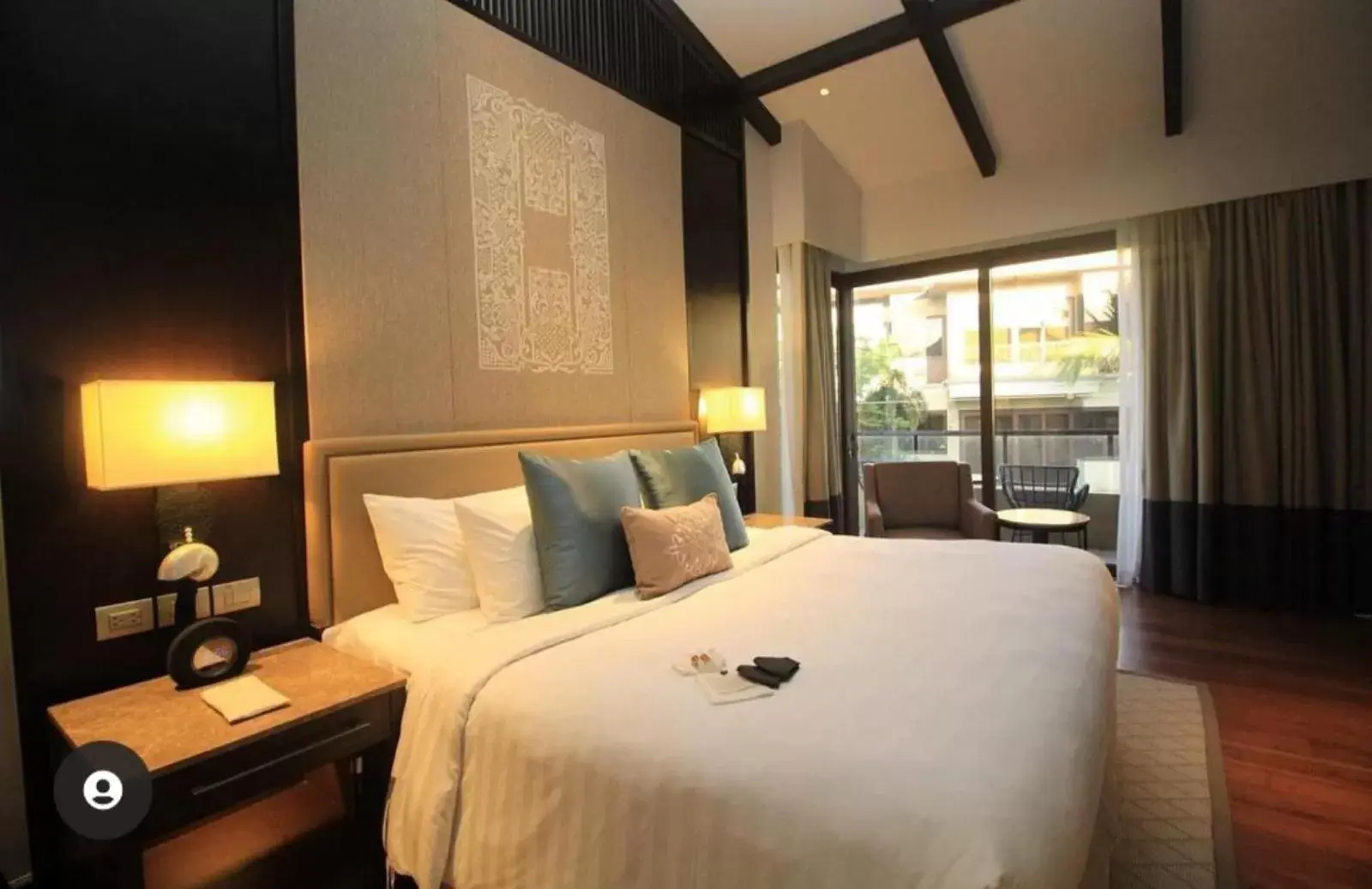 Bed in Anya Resort Tagaytay