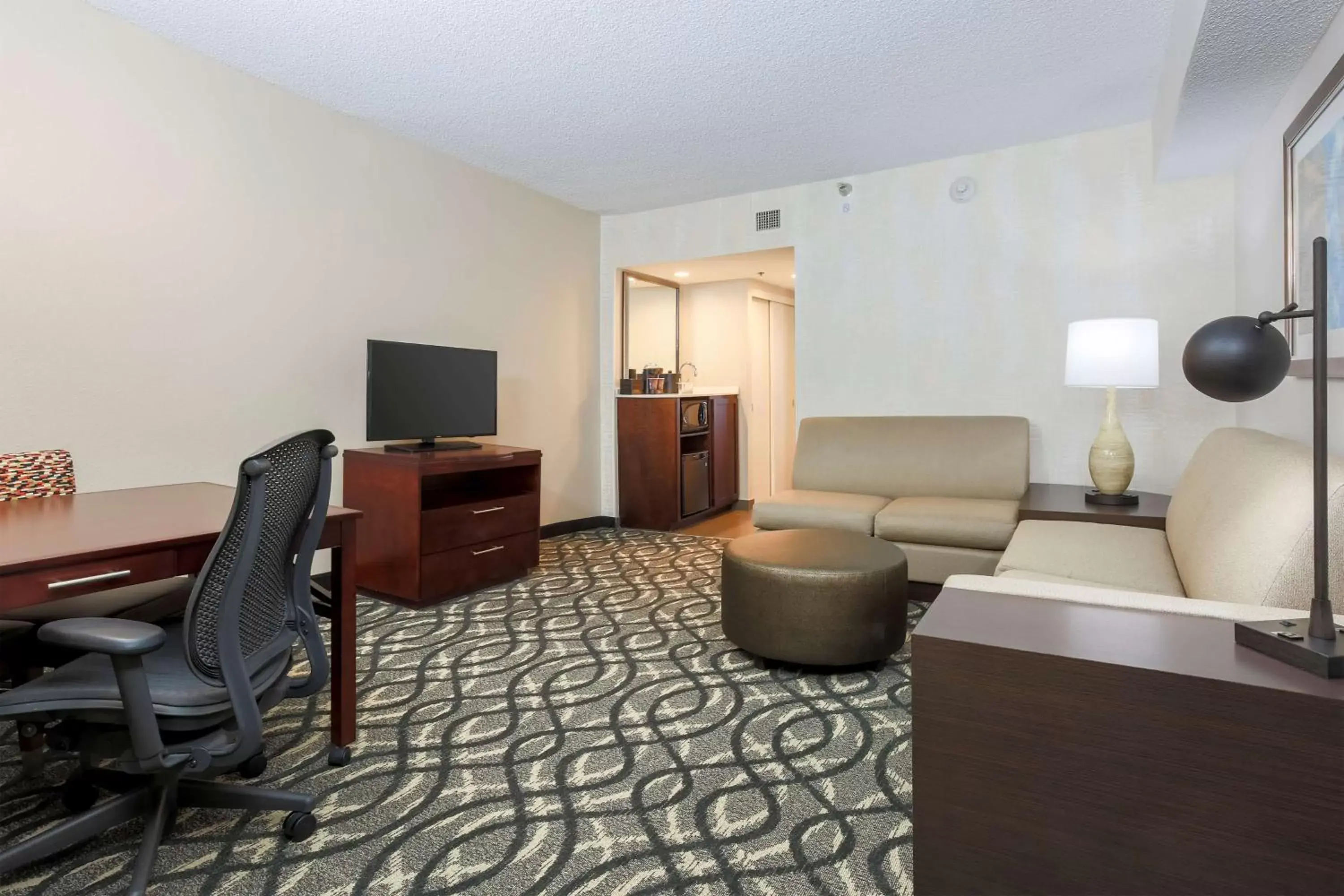 Bedroom, Seating Area in Embassy Suites by Hilton Dallas-Love Field
