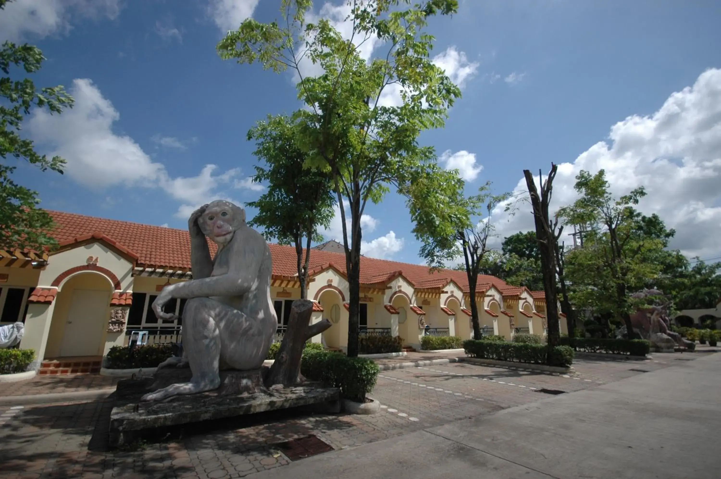 Lopburi Inn Resort