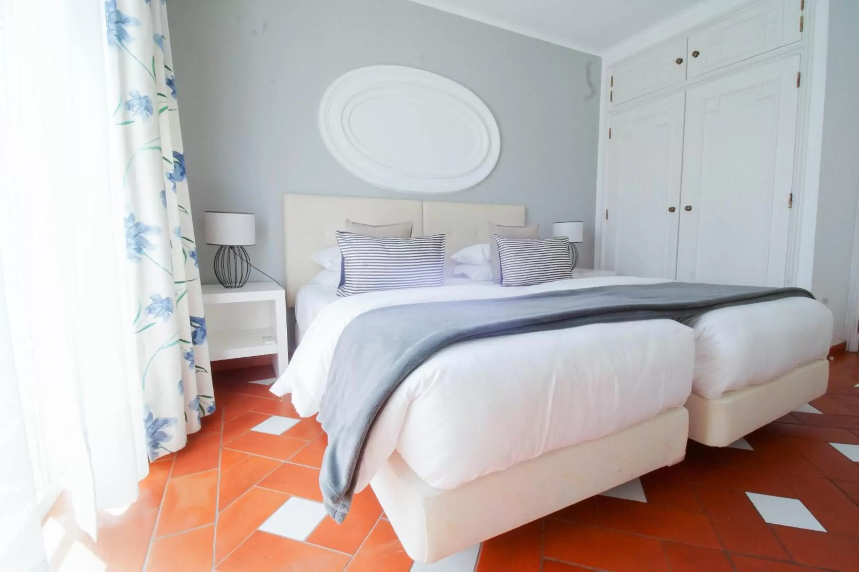 Bed in Baluarte da Vila Apartments