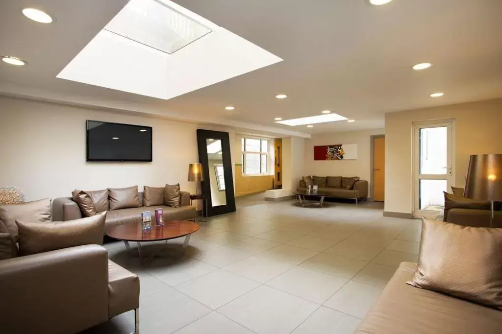 Lobby or reception in Britannia Study Hotel Lobby or reception in Britannia Study Hotel