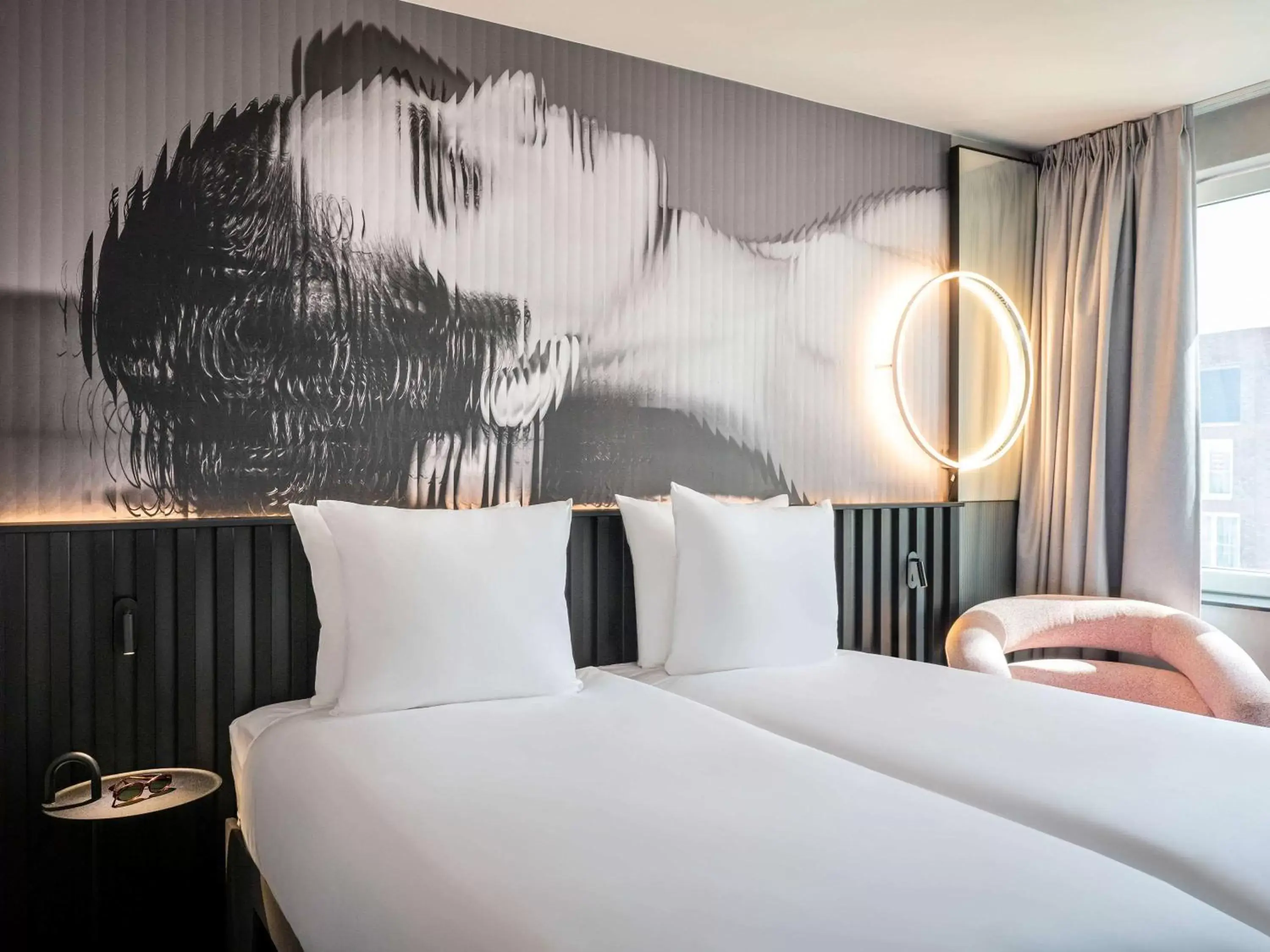 Twin Room in Tribe Amsterdam City