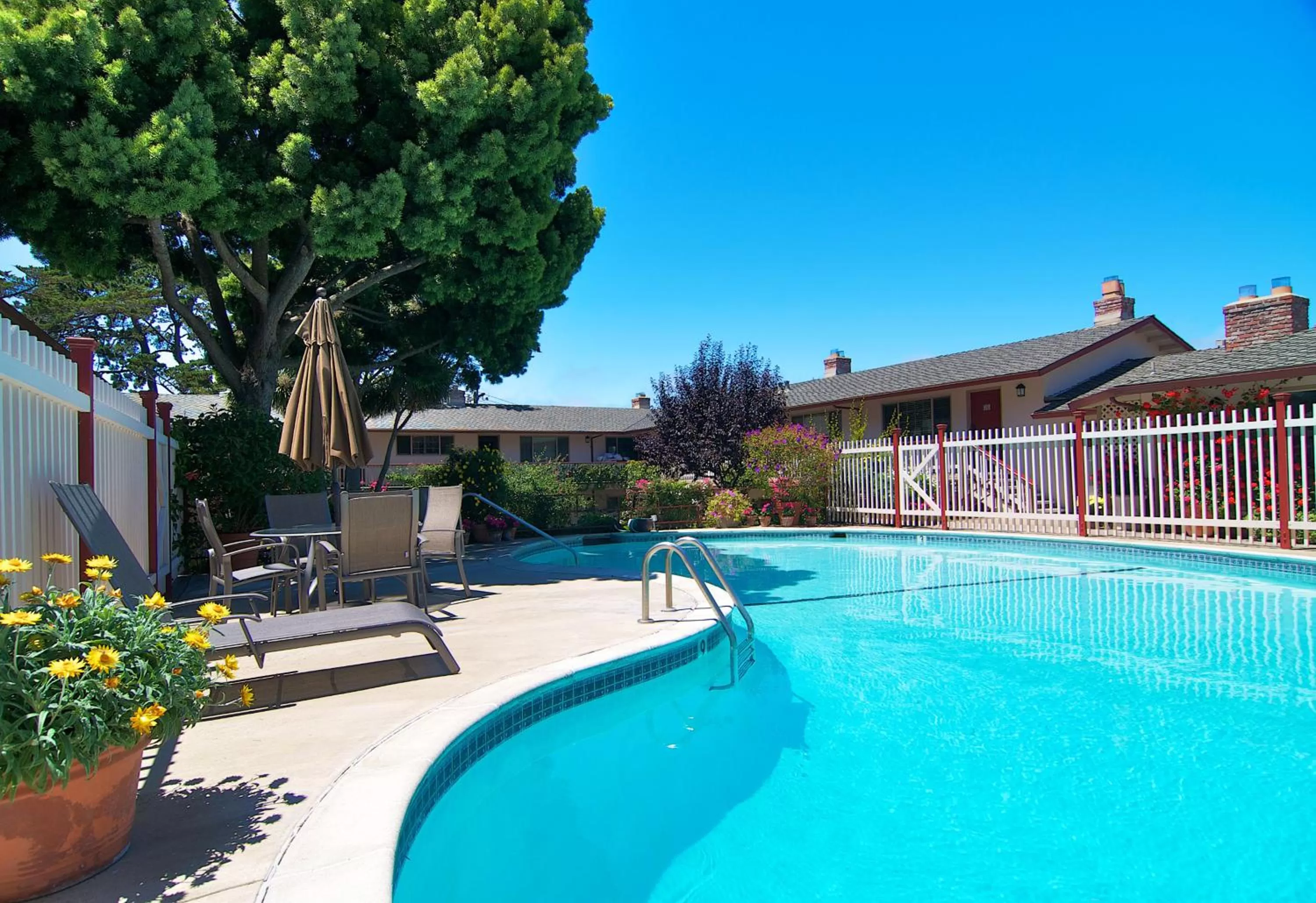 Swimming pool in Svendsgaard's Inn