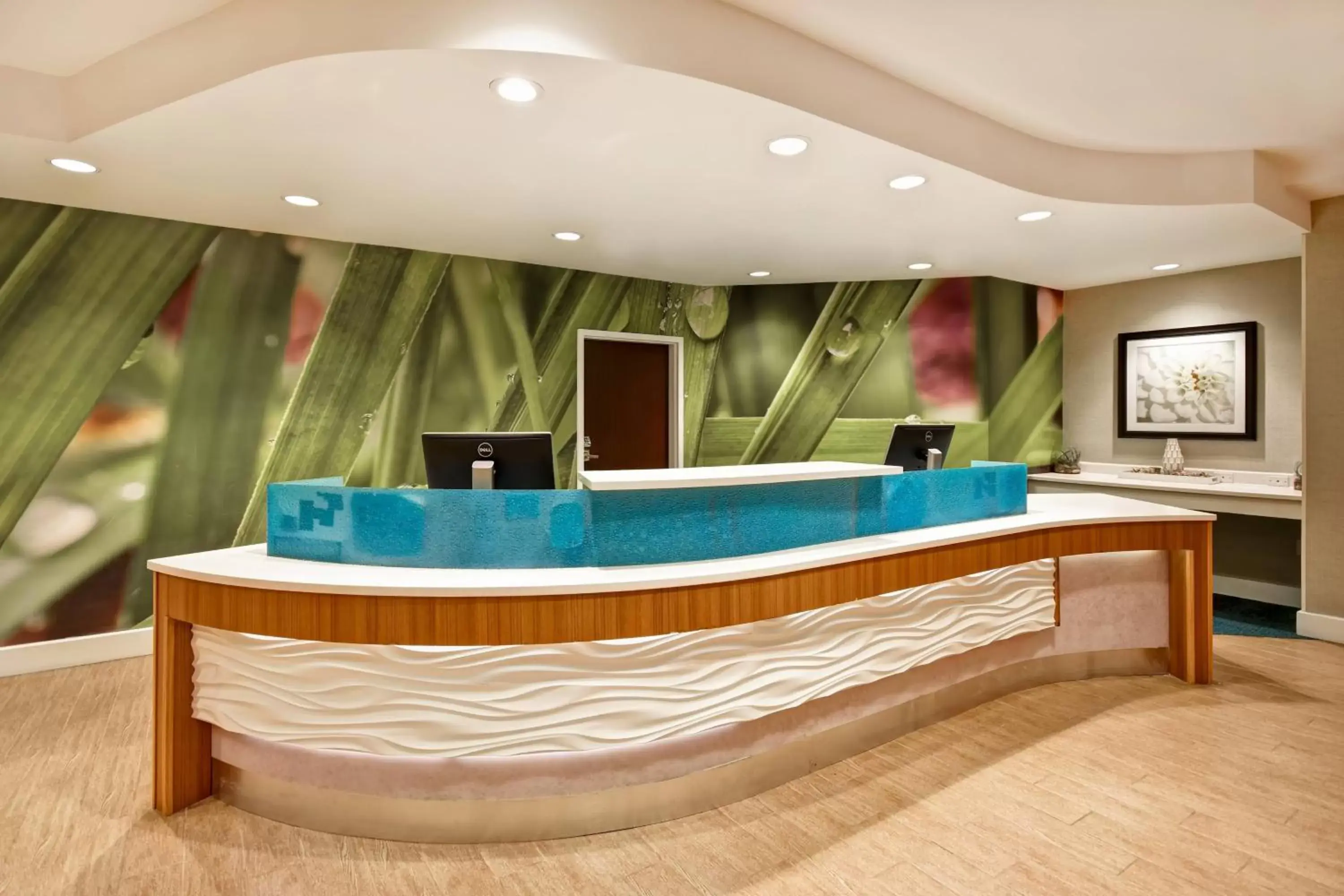 Lobby or reception, Swimming Pool in SpringHill Suites by Marriott Baltimore BWI Airport