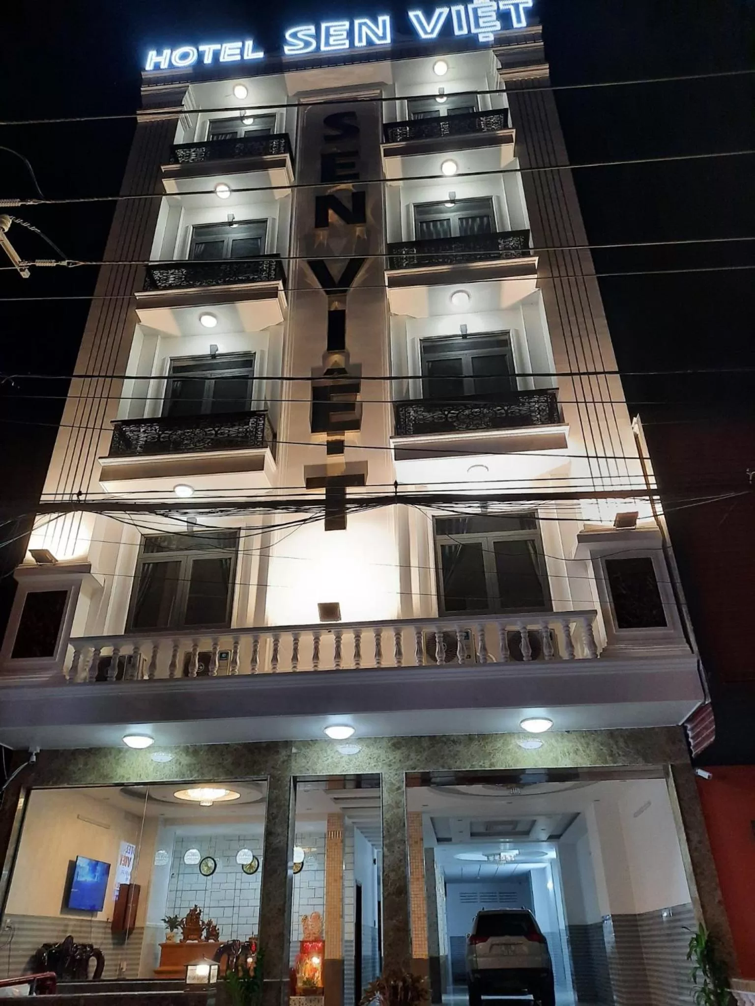 Facade/Entrance in Hotel Sen Việt Bạc Liêu