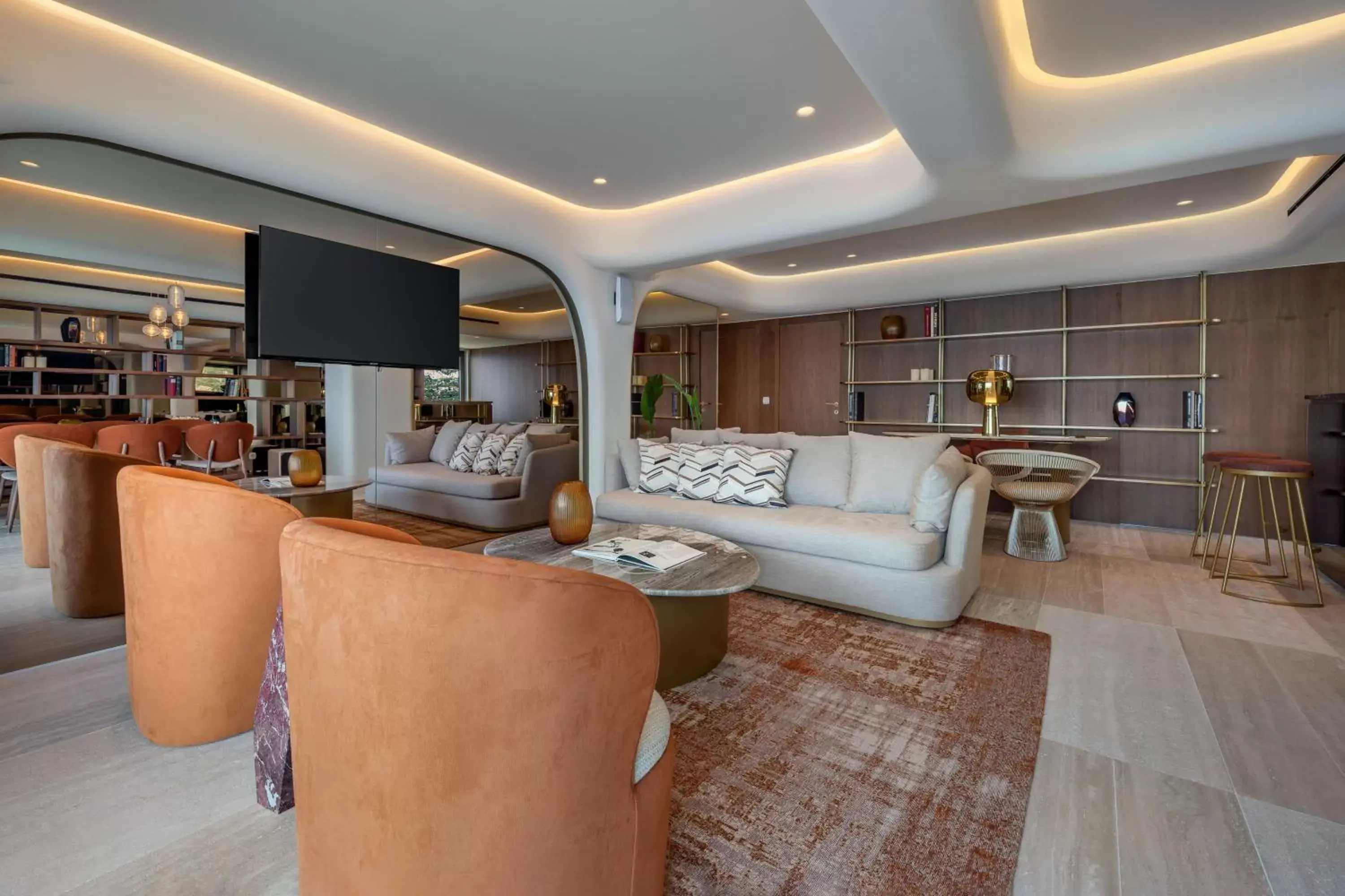 Living room, Lobby/Reception in Isla Brown Corinthia Resort & Spa, a member of Brown Hotels