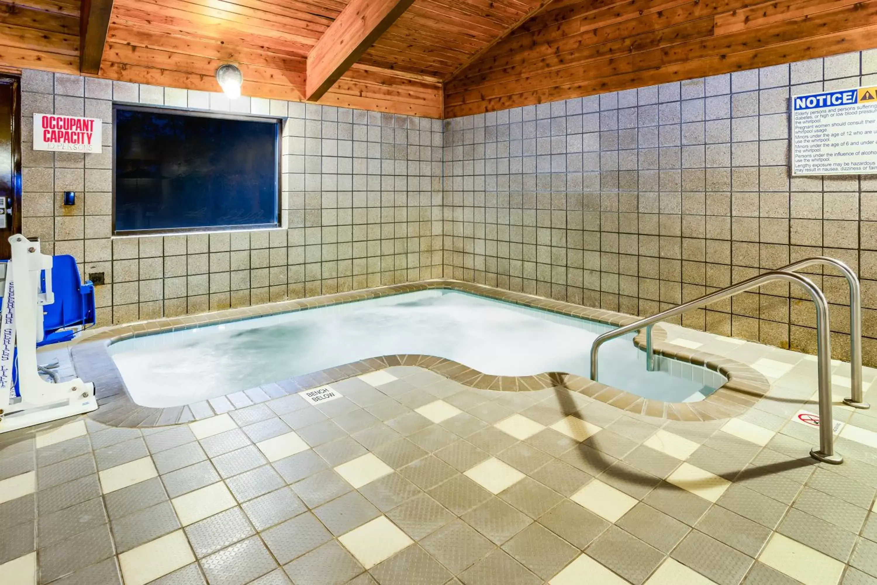 Hot Tub, Swimming Pool in AmericInn by Wyndham Menomonie