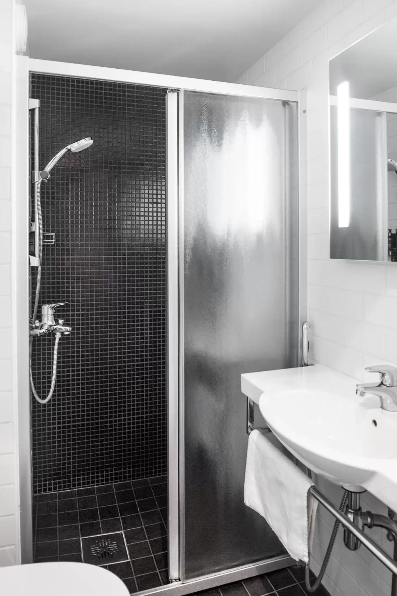 Shower, Bathroom in Hotel Helka