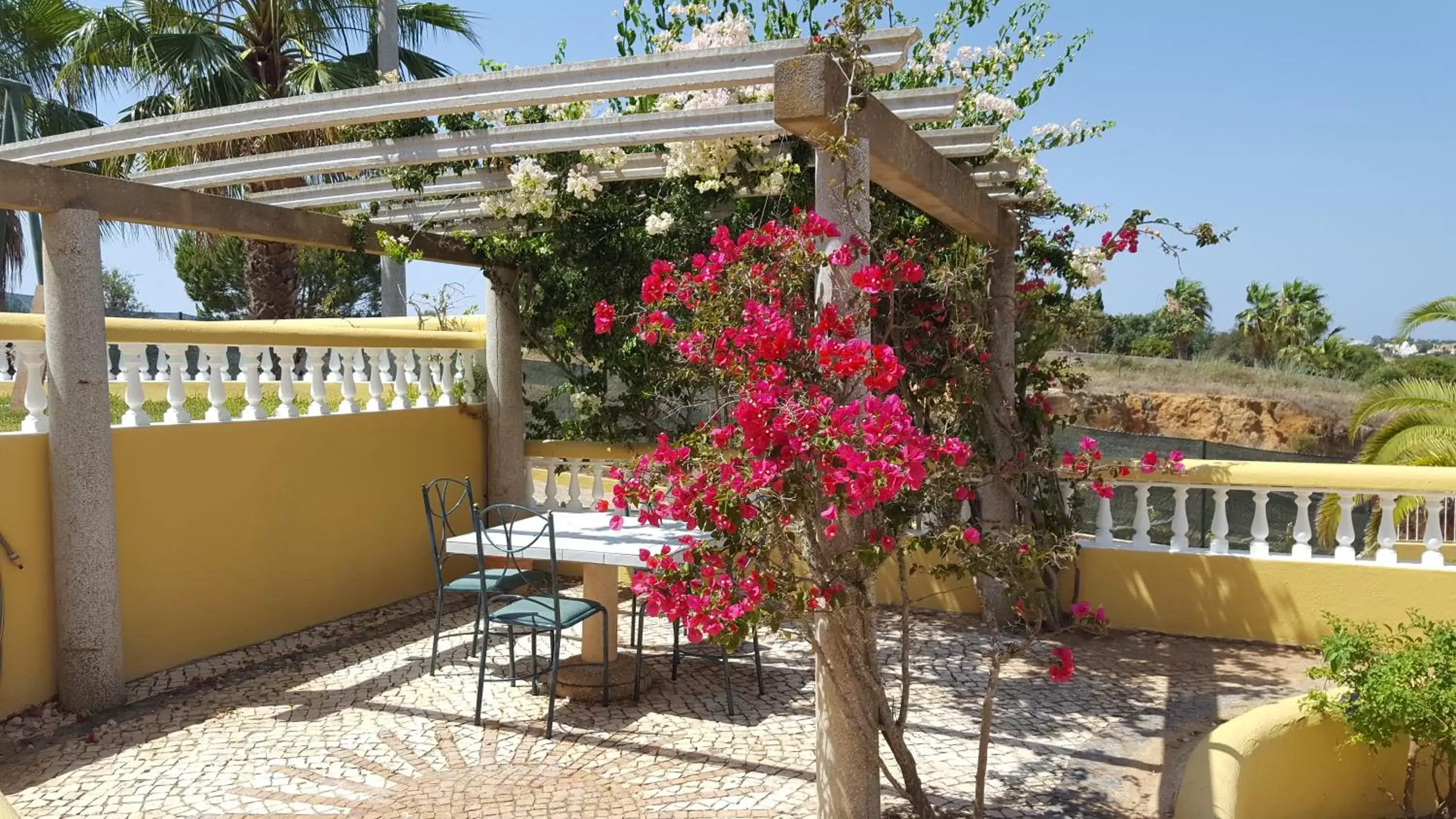 Patio in Quinta Nova Vale Del Rey