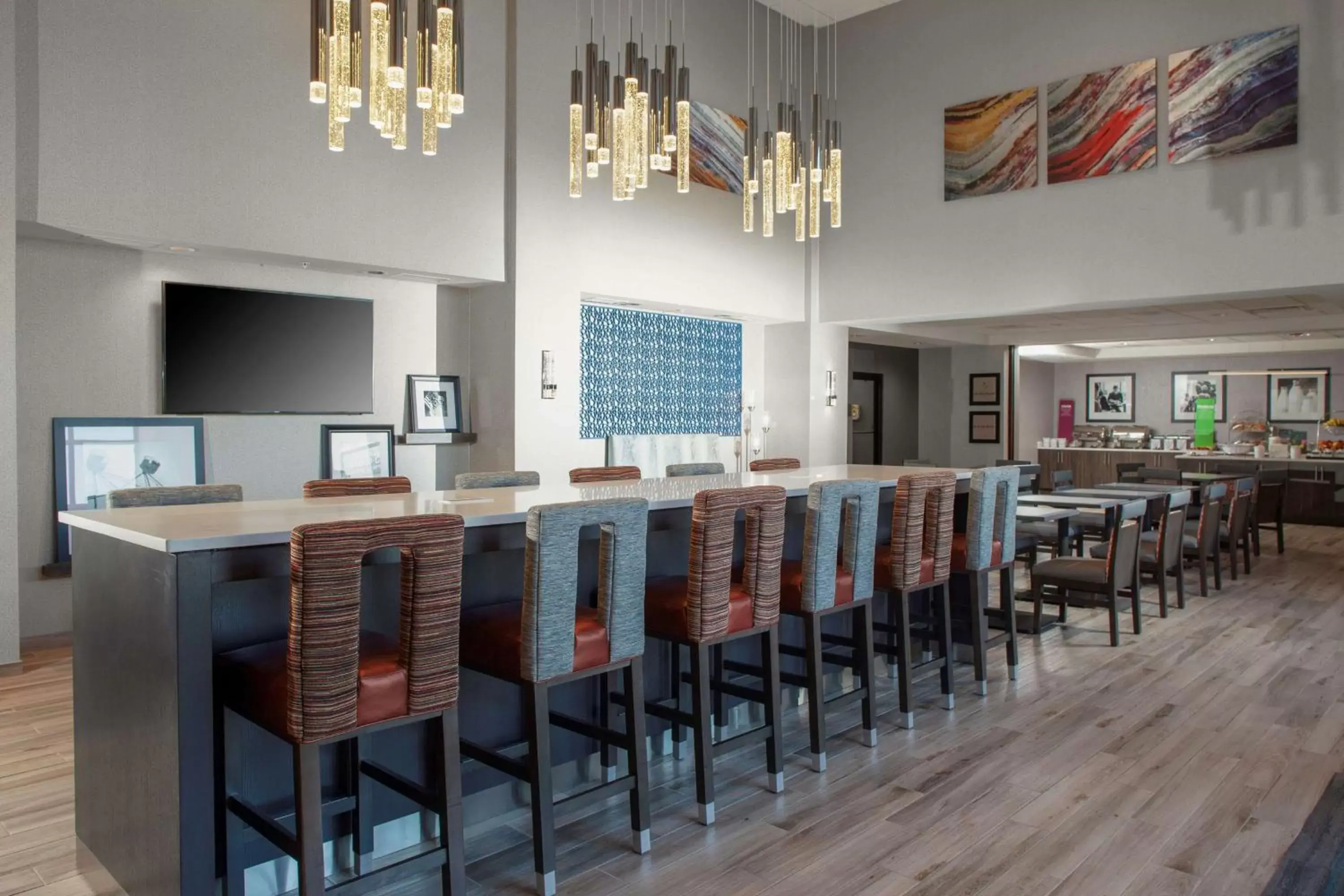 Lobby or reception in Hampton Inn & Suites Chicago-Burr Ridge