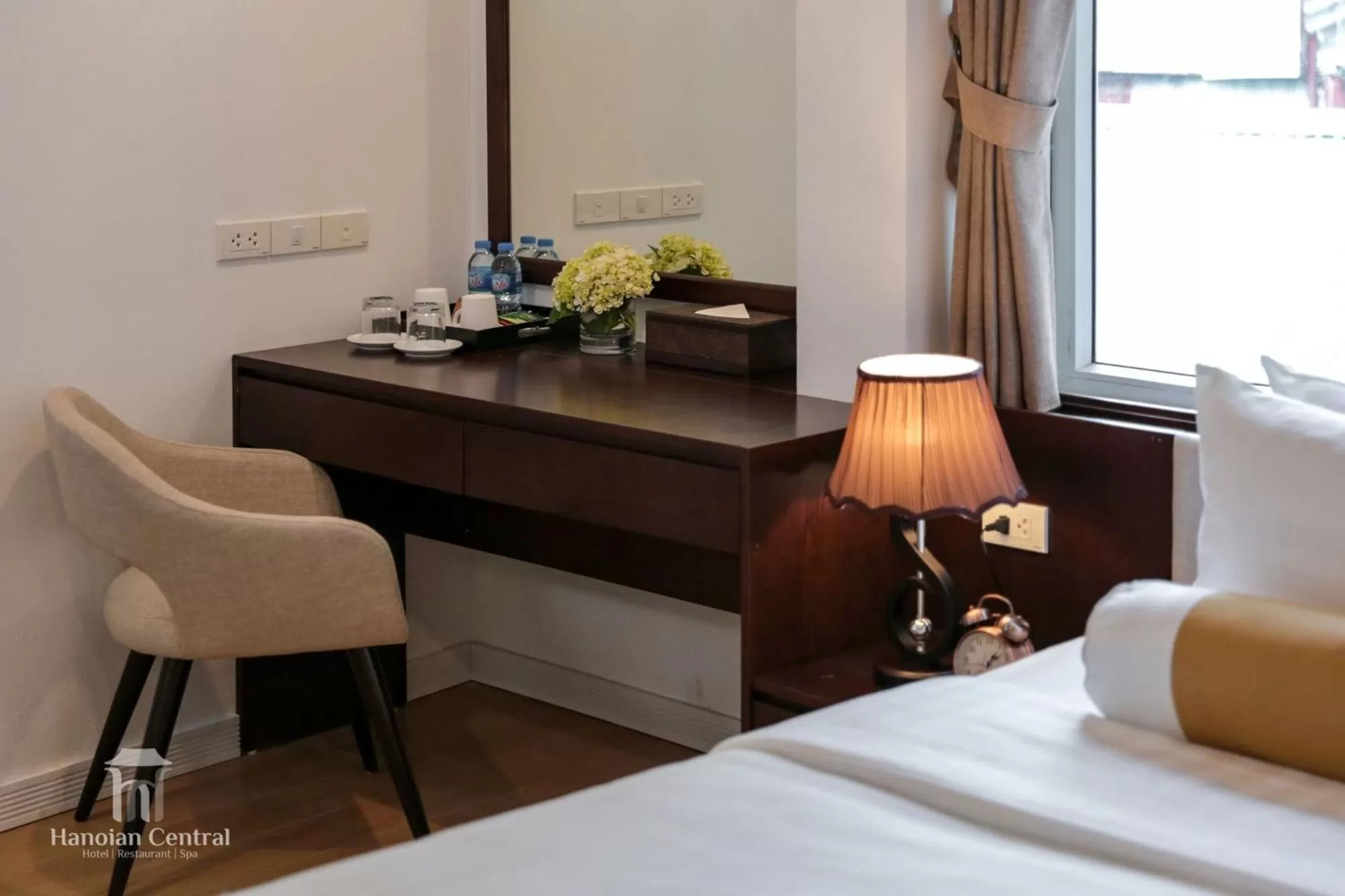 Seating area, Bed in Hanoian Central Hotel & Spa