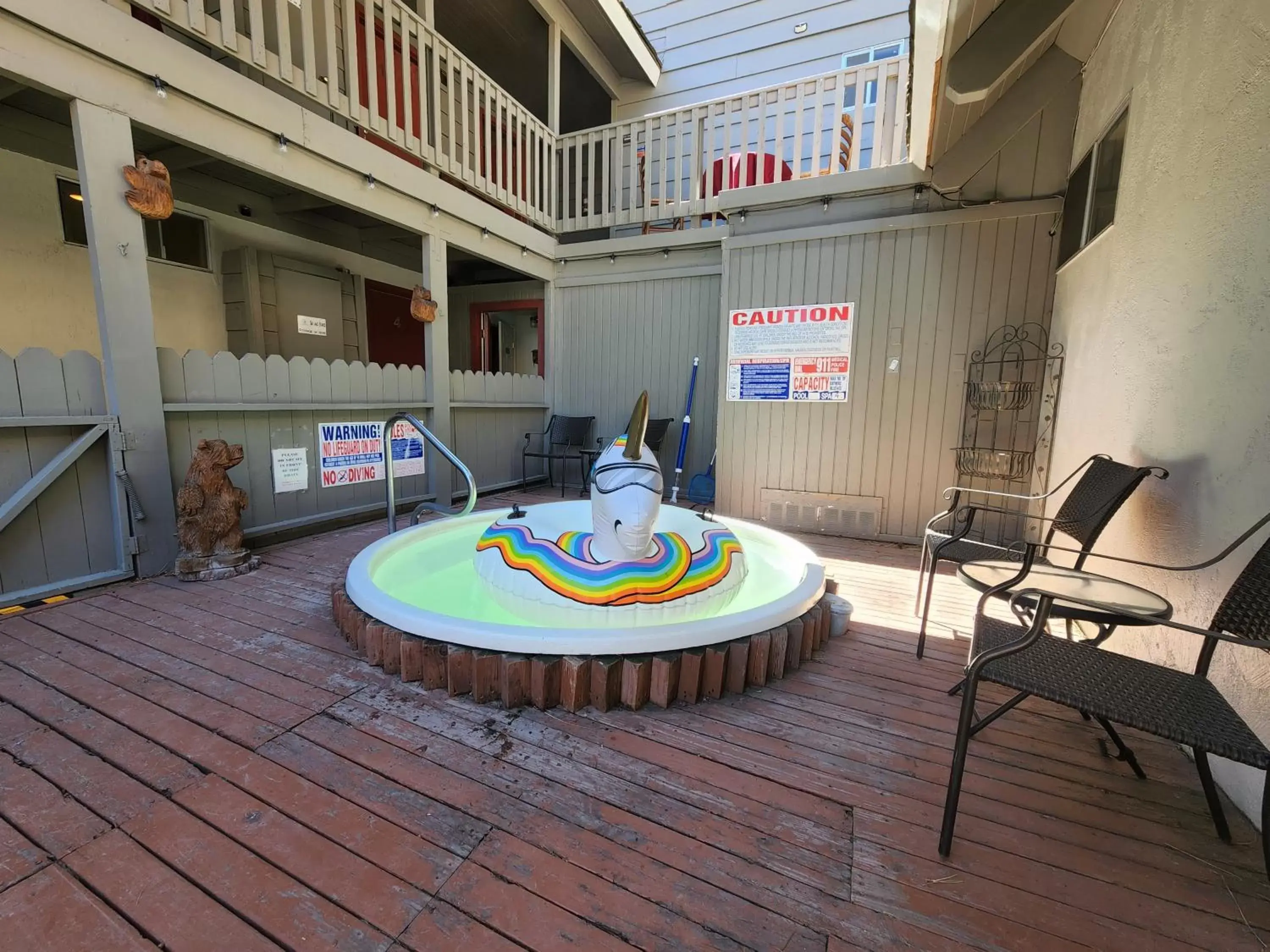 Property building in Cinnamon Bear Inn Property building in Cinnamon Bear Inn