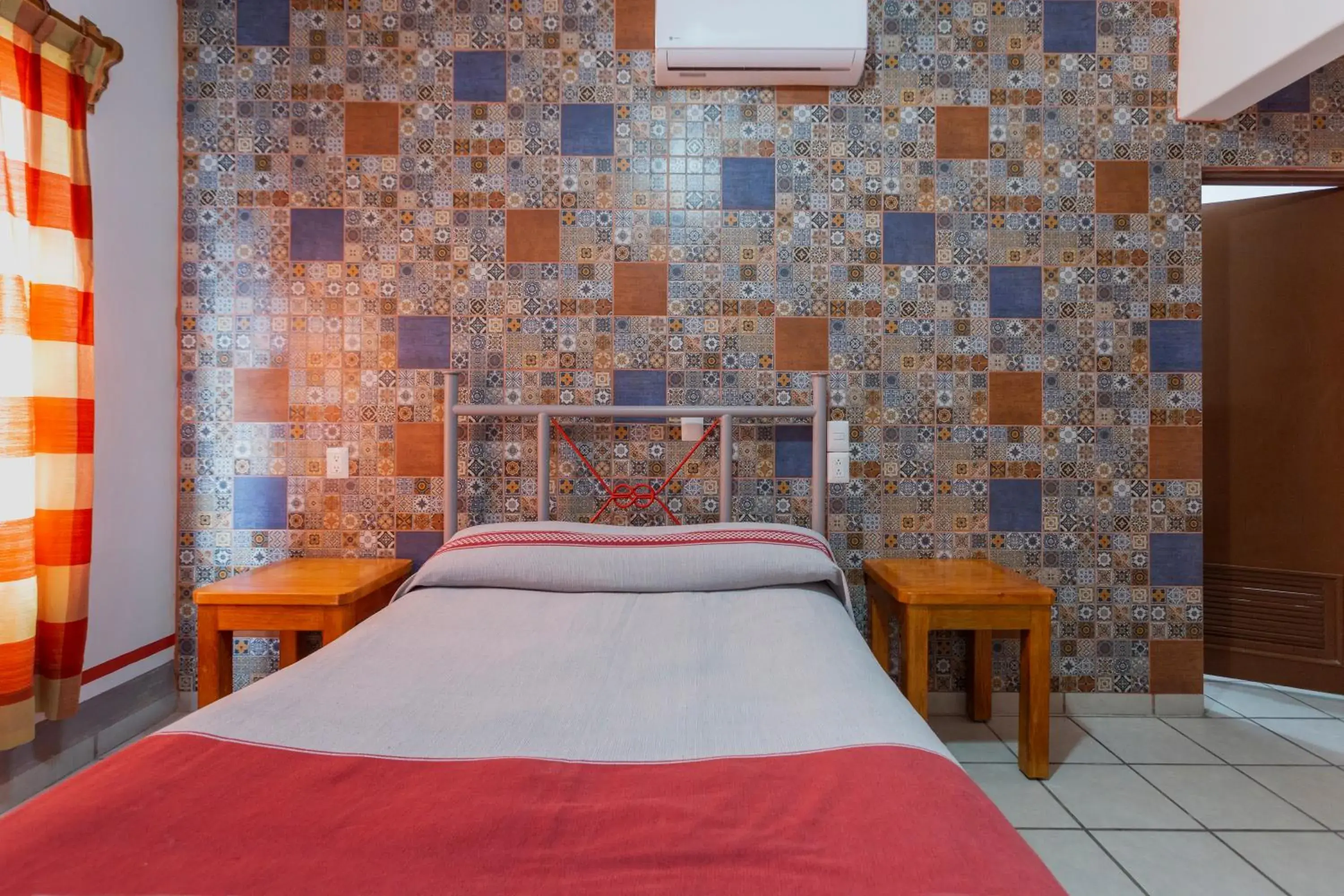 Bedroom, Bed in Hotel Posada el Cid