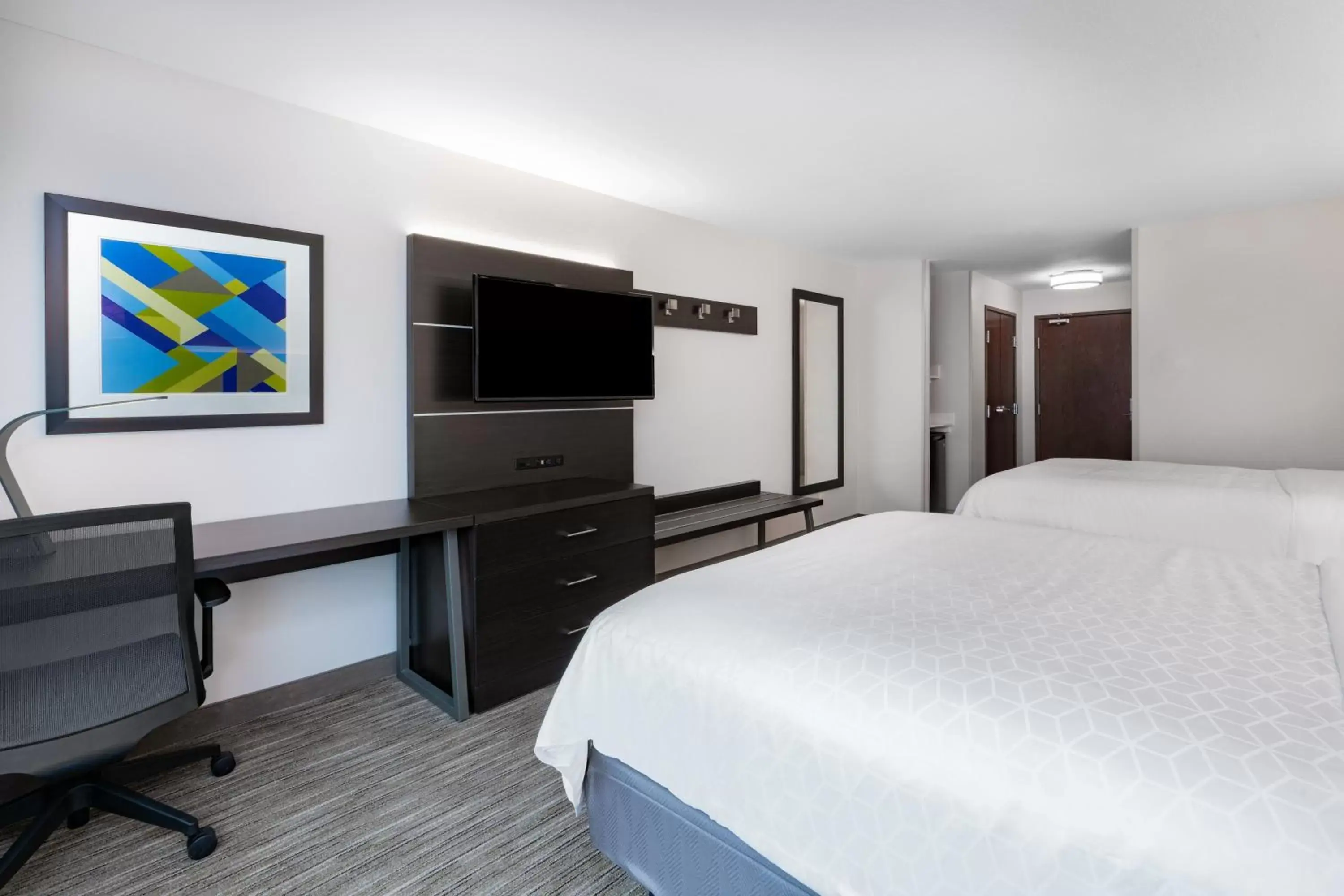 Standard Room with Two Queen Beds in Holiday Inn Express & Suites Trinidad by IHG Standard Room with Two Queen Beds in Holiday Inn Express & Suites Trinidad by IHG