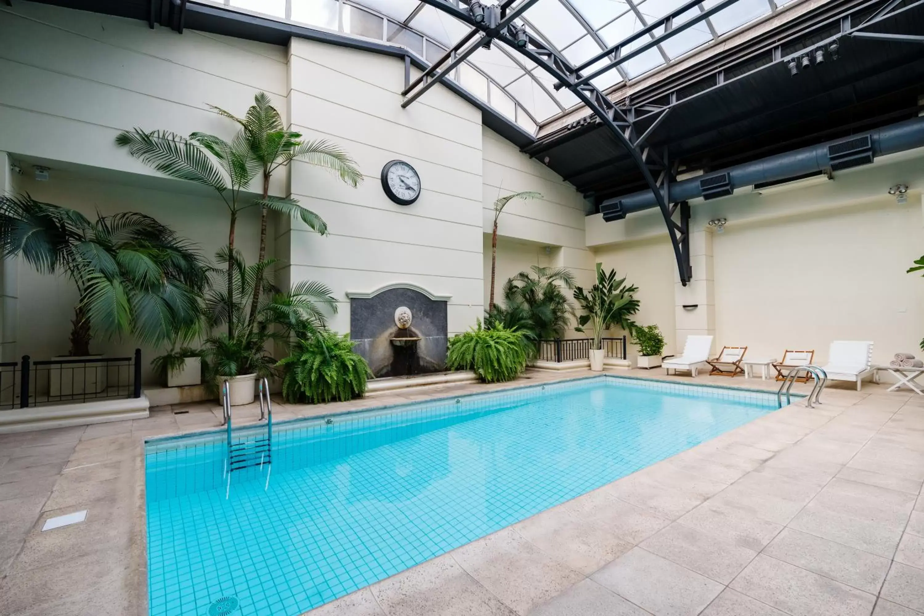 Pool view in Loi Suites Recoleta Hotel Pool view in Loi Suites Recoleta Hotel