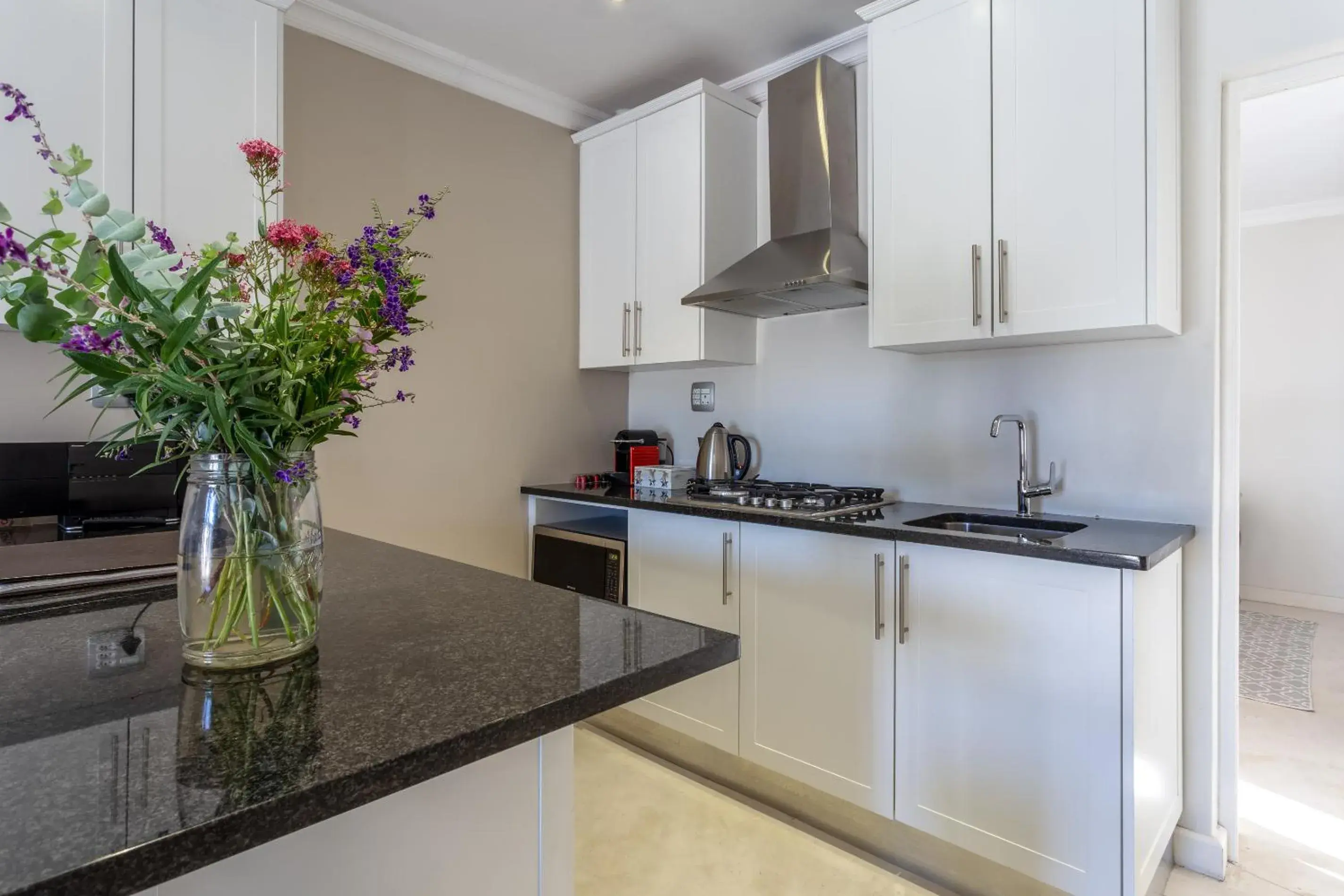 Kitchen or kitchenette, Kitchen/Kitchenette in Wedgeview Country House & Spa