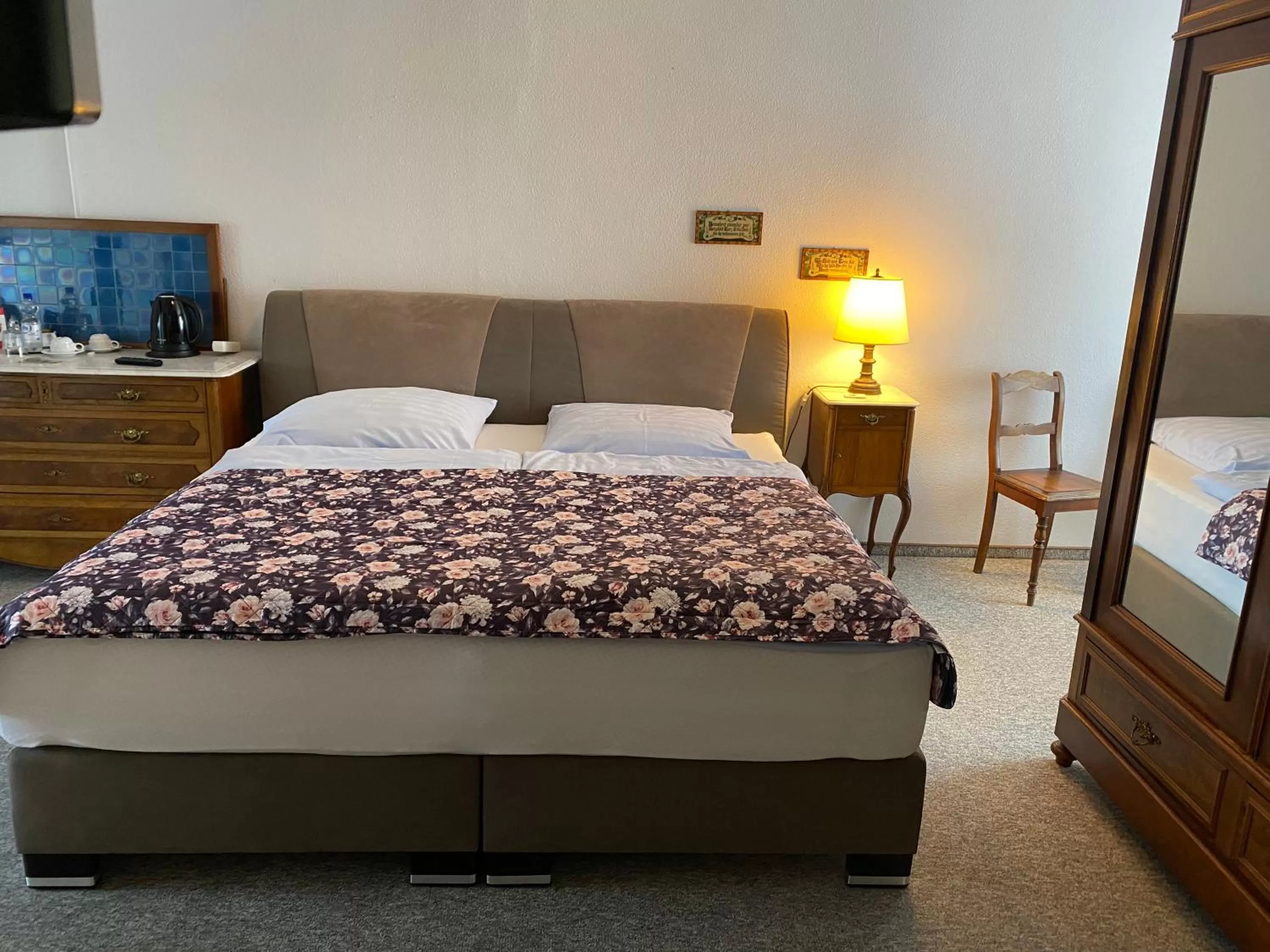 Bed in Hotel zur Post Dabringhausen