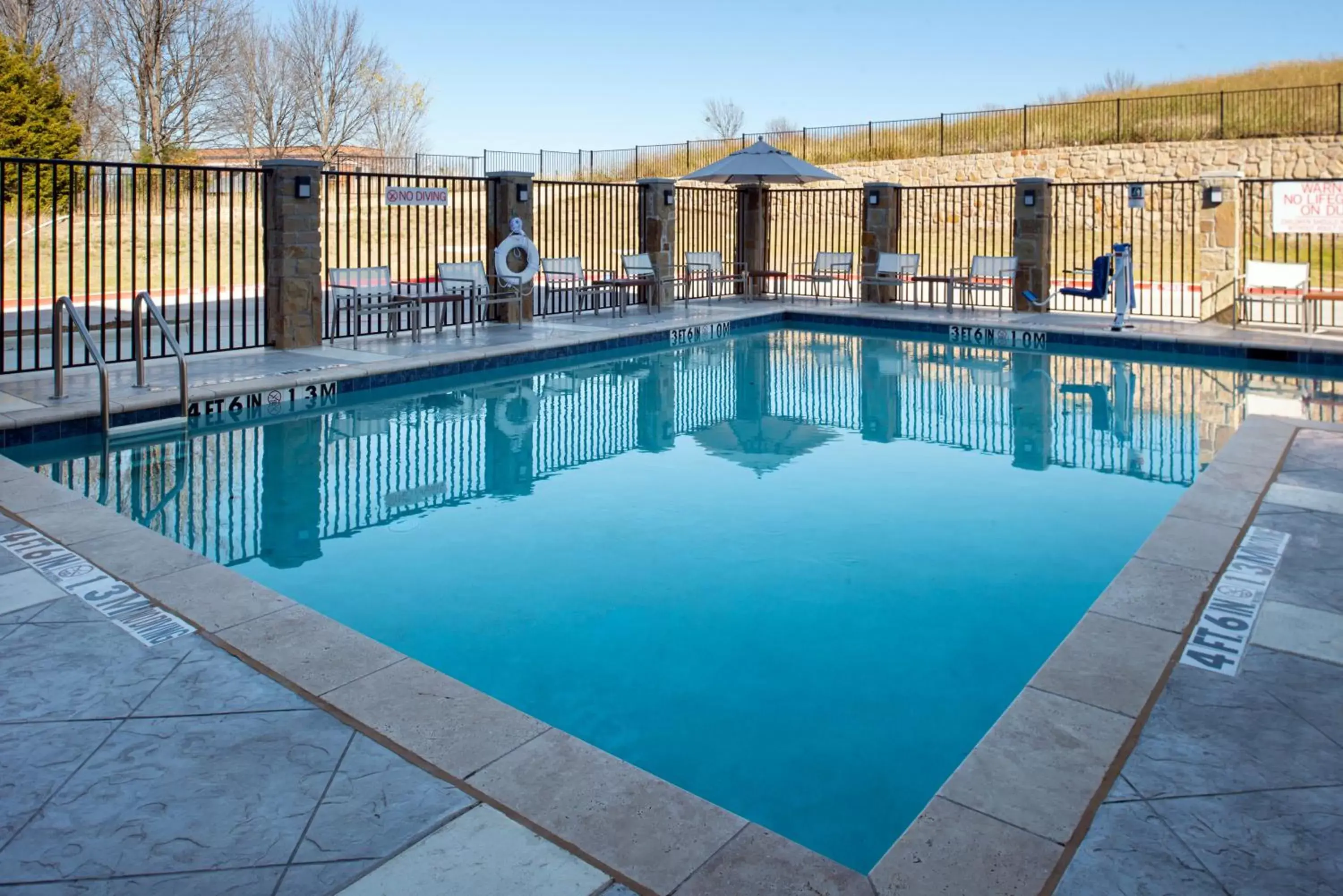 Swimming pool in Hyatt Place Dallas/Rockwall Swimming pool in Hyatt Place Dallas/Rockwall