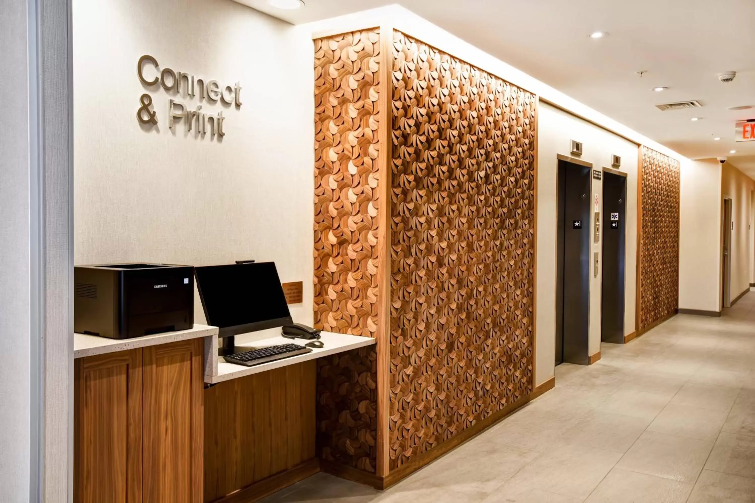 Business facilities, Lobby/Reception in Fairfield Inn & Suites by Marriott Plymouth