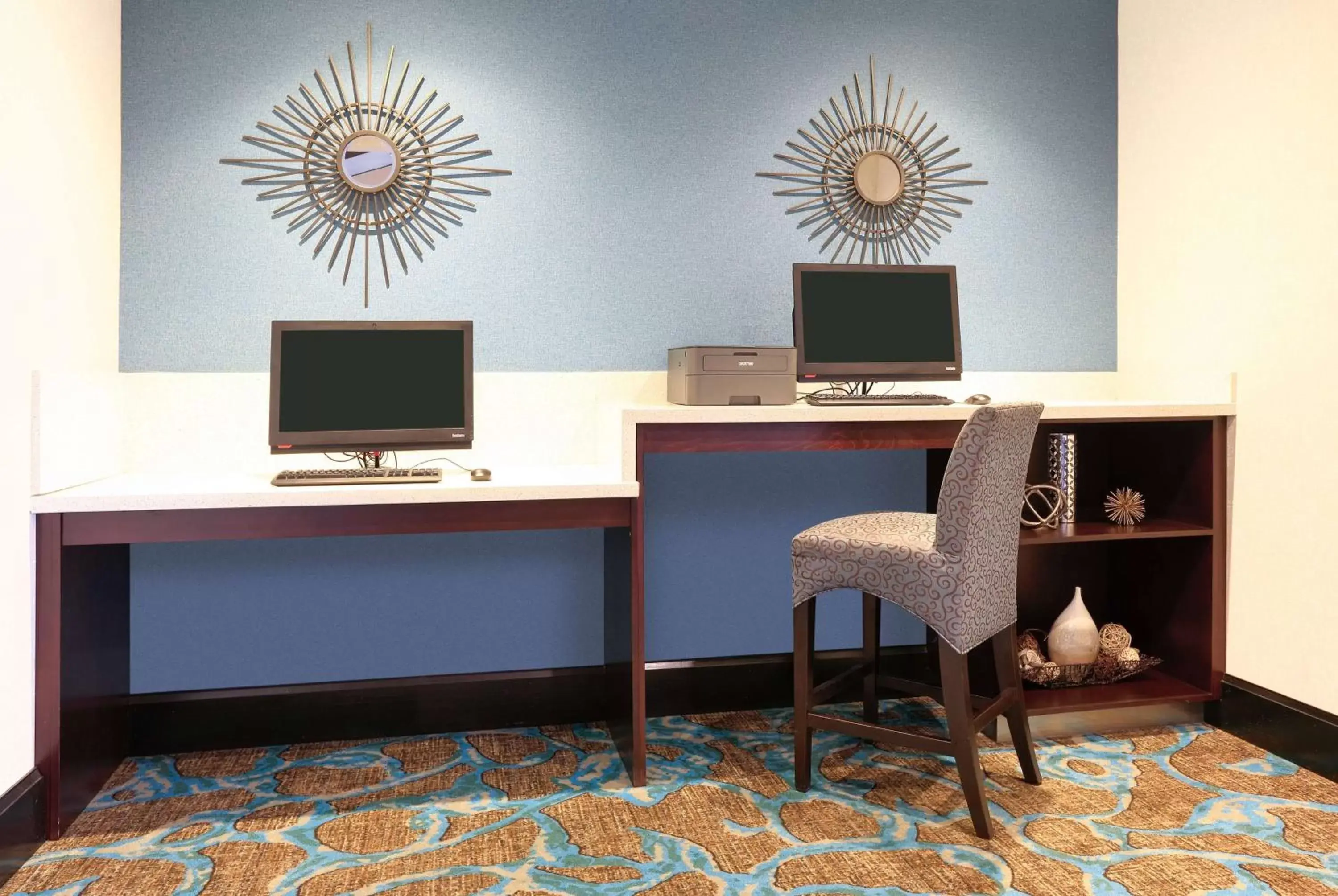 Business facilities, Business Area/Conference Room in La Quinta by Wyndham Dallas Grand Prairie South