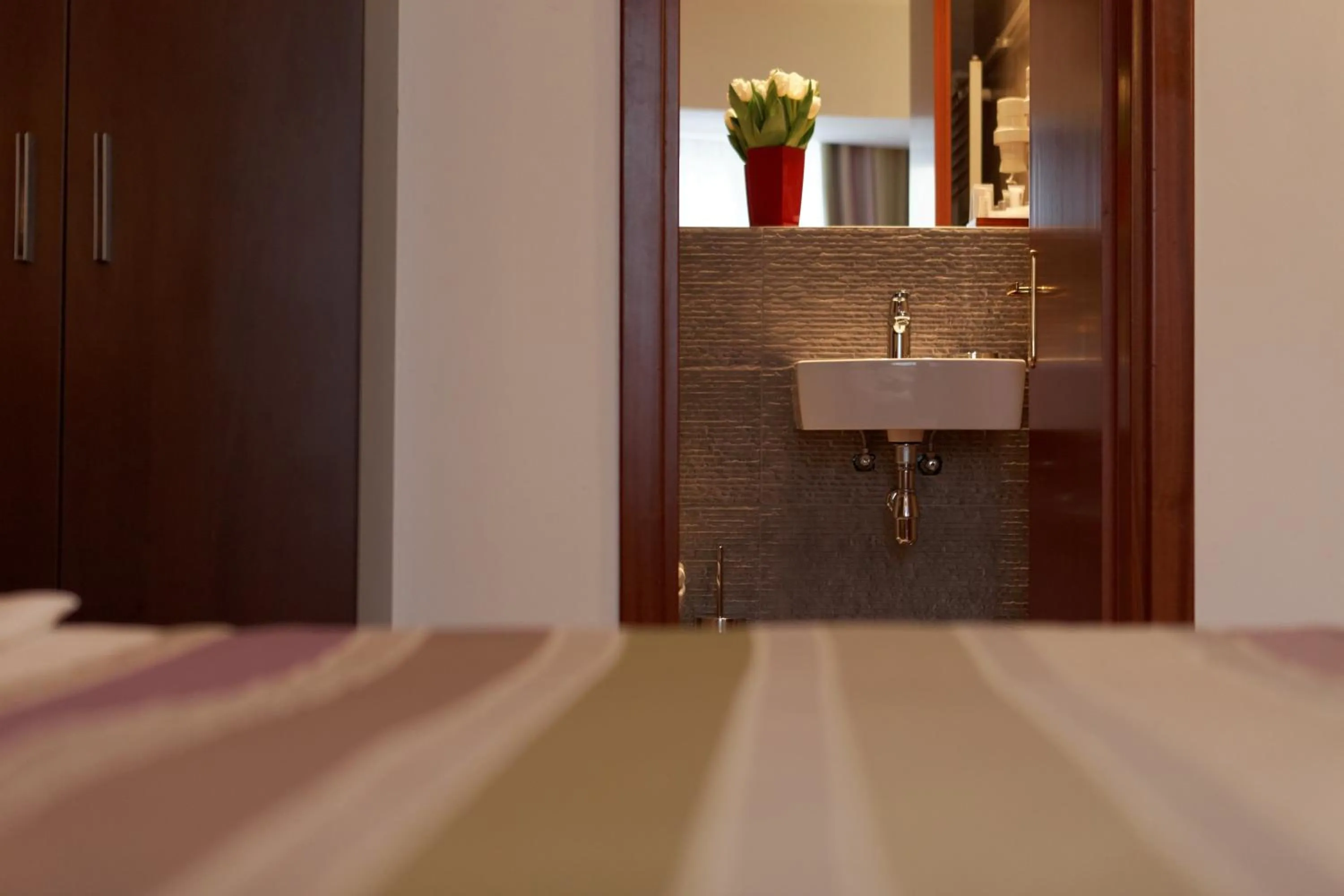 Bathroom, Bed in Unique Boutique