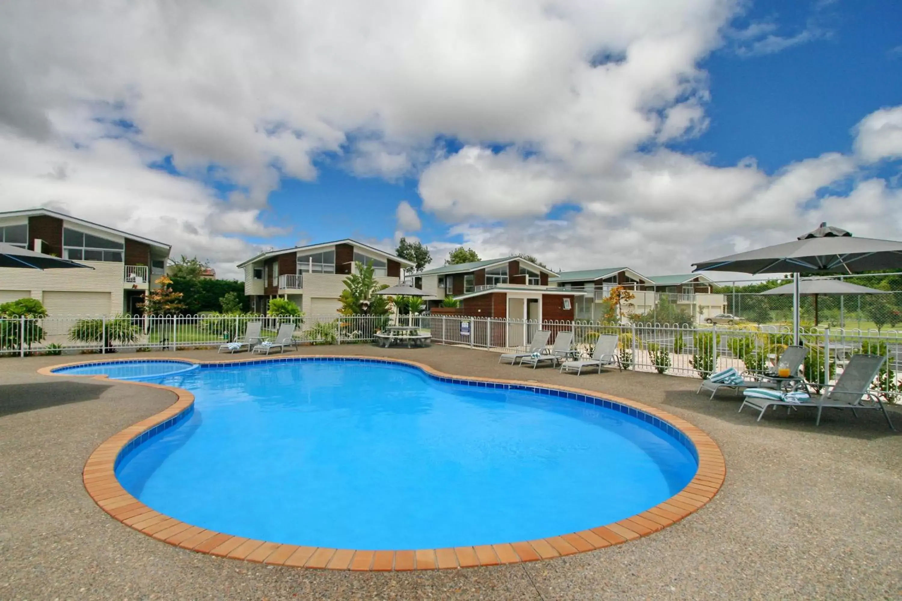 Swimming pool in Oceans Resort Whitianga Swimming pool in Oceans Resort Whitianga