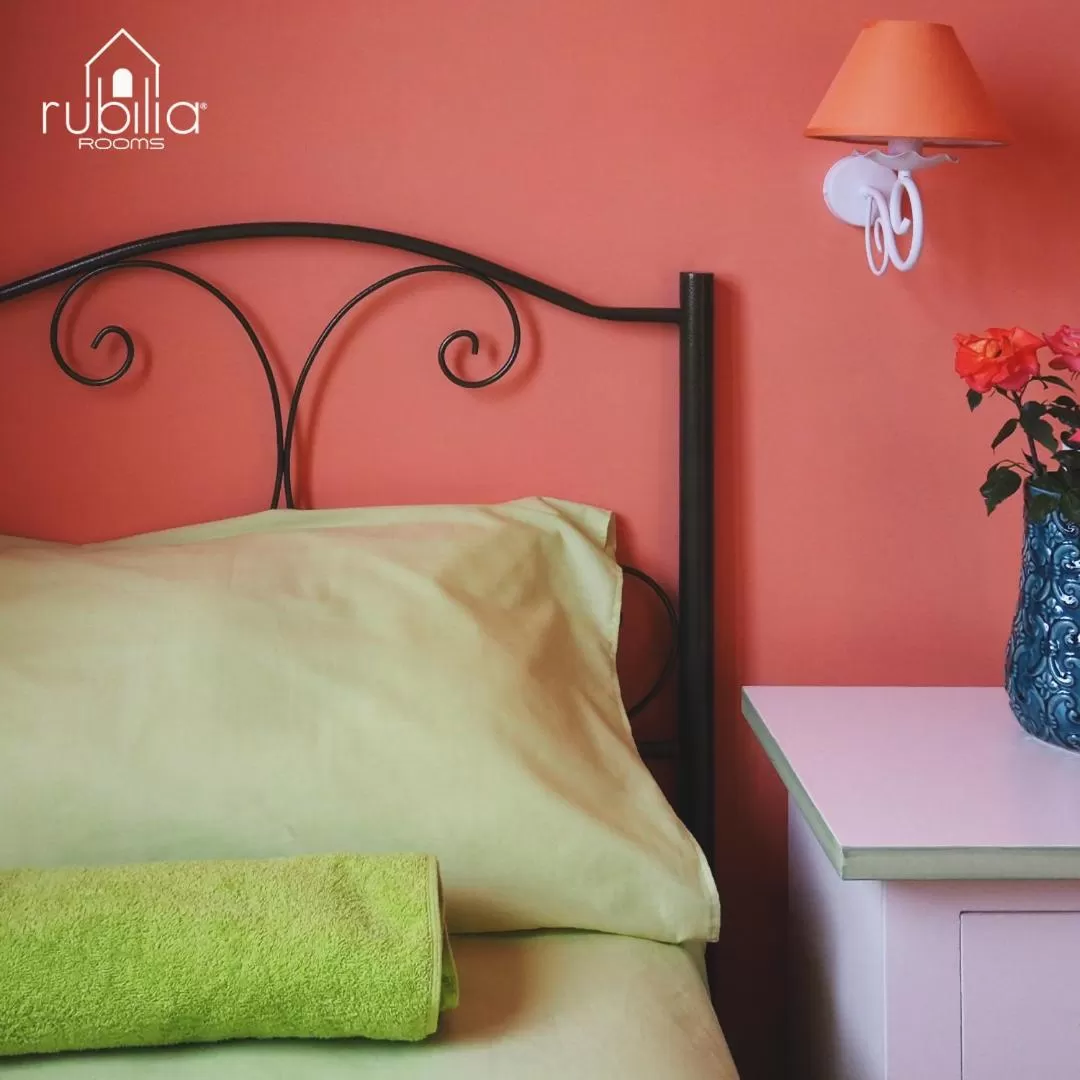 Bed in Rubilia Rooms Pompei