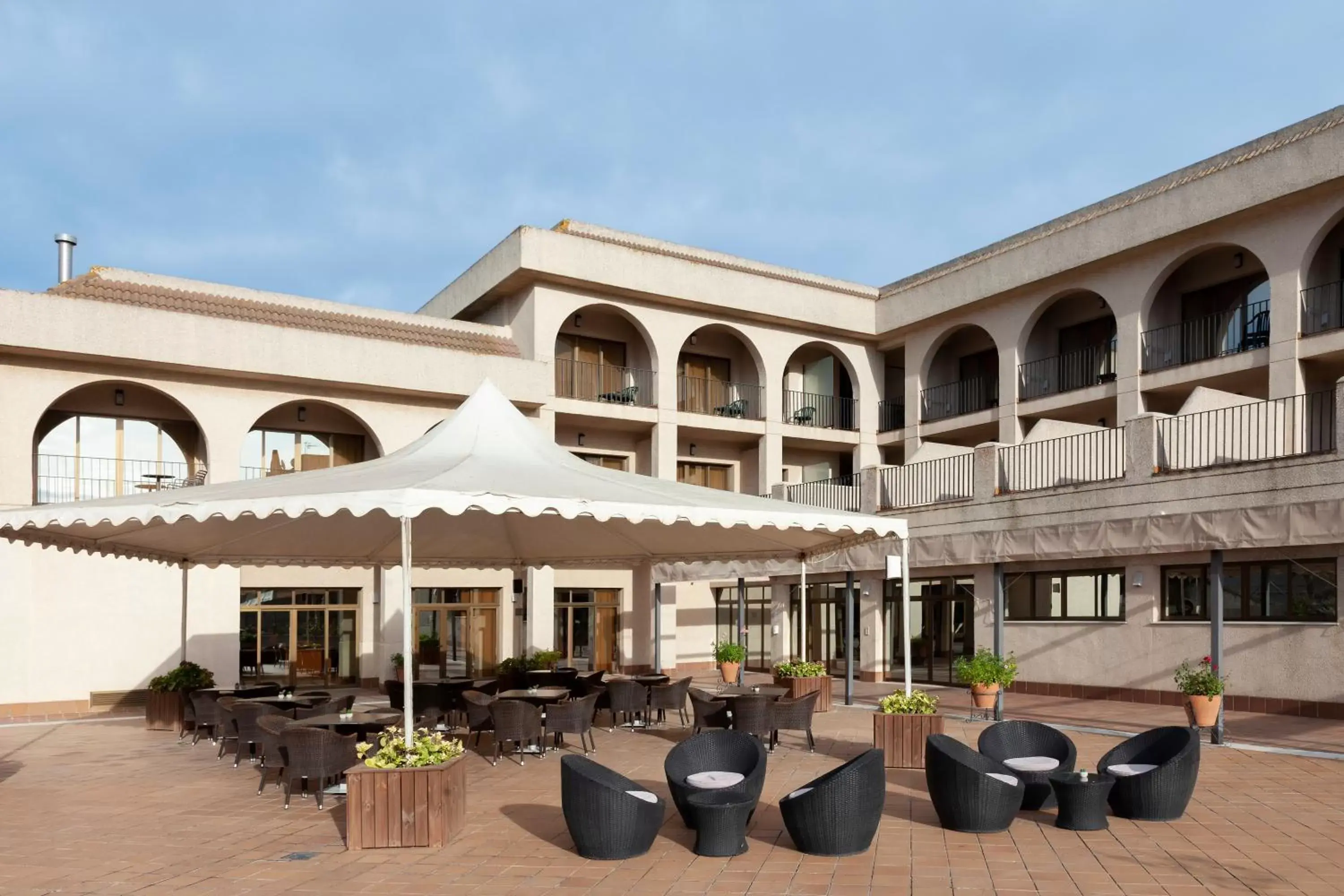 Balcony/Terrace, Restaurant/Places to Eat in Hotel Macià Doñana
