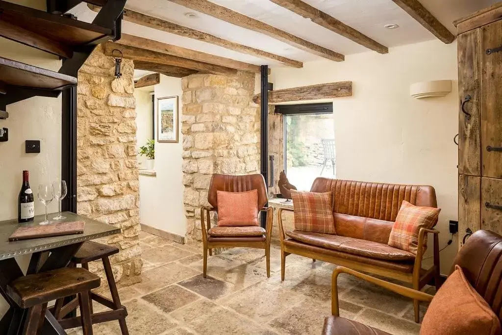 Seating Area in Bantam Tea Rooms