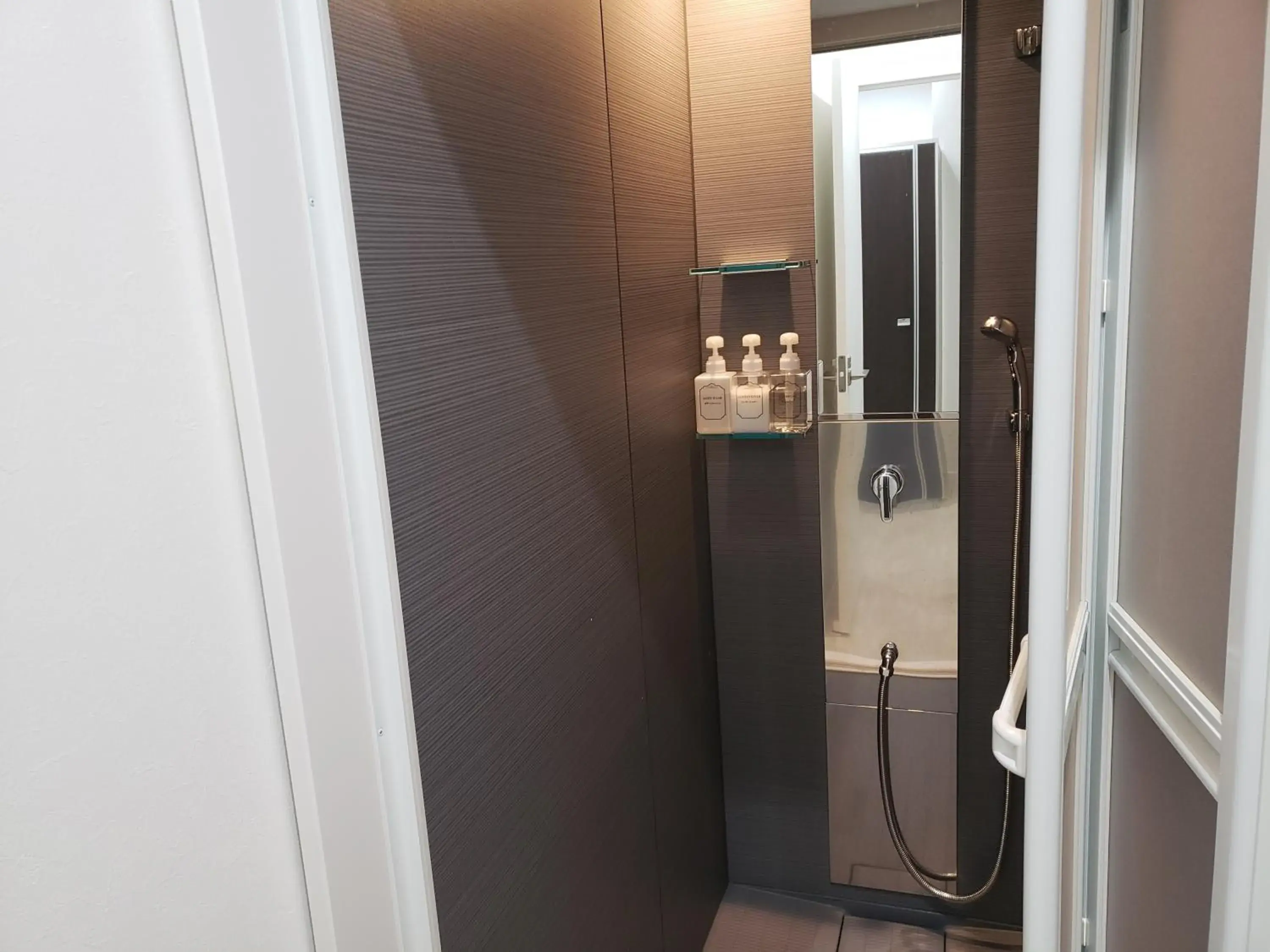 Shower, Bathroom in HOTEL CARNA A