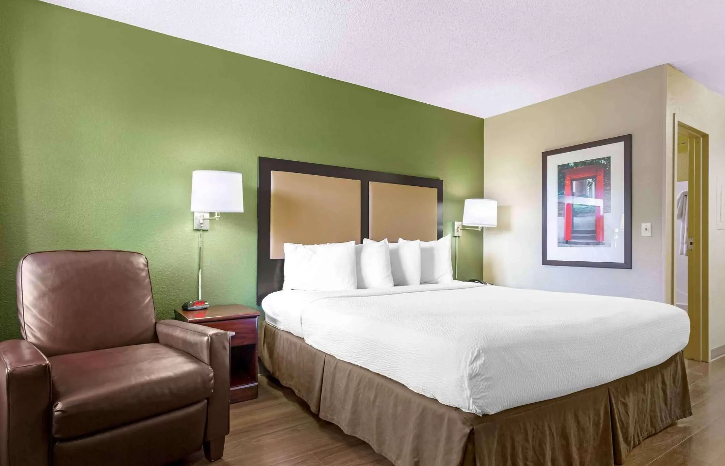 Bedroom, Bed in Extended Stay America Suites - Tucson - Grant Road