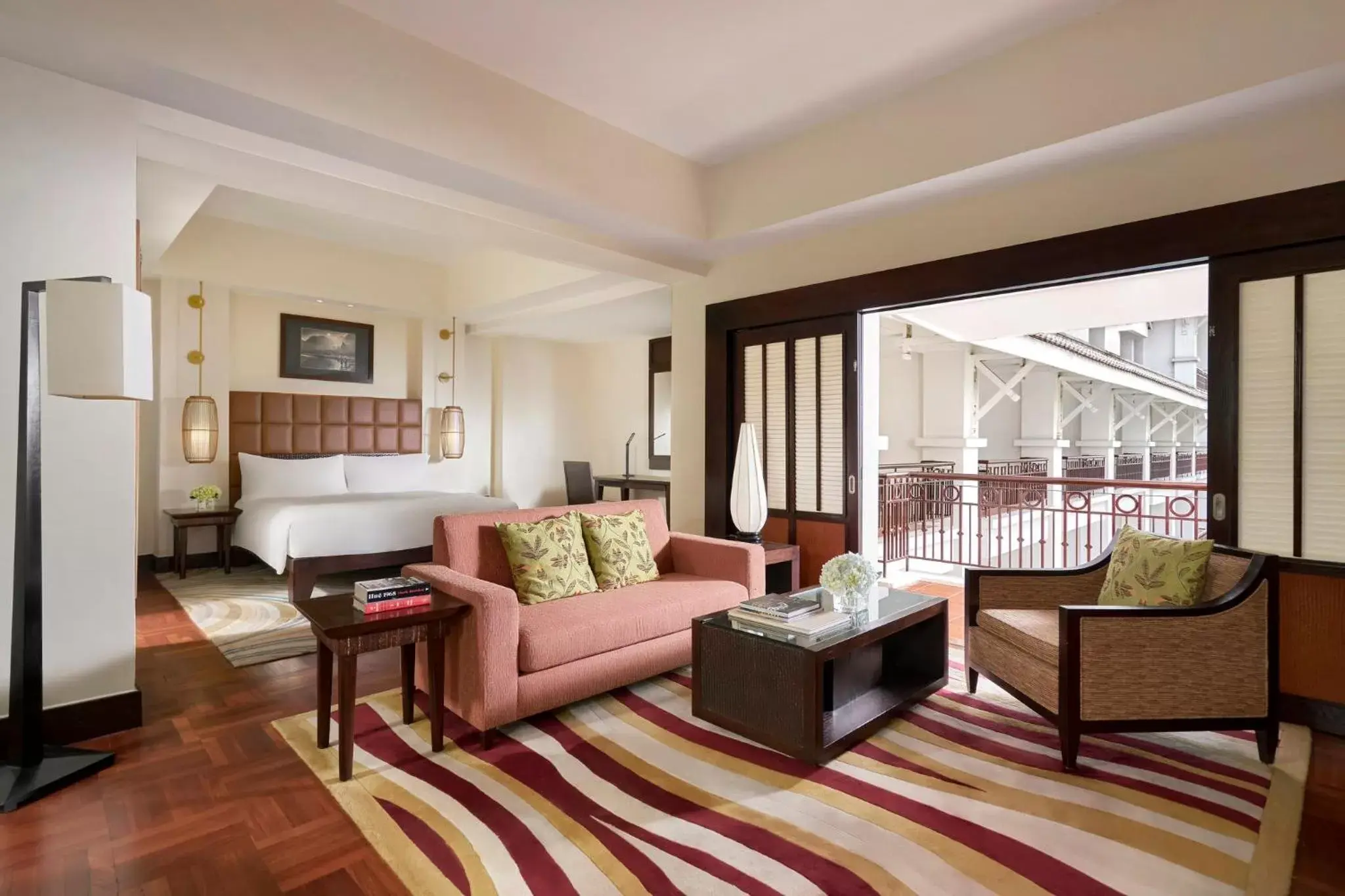 Photo of the whole room, Seating Area in InterContinental Hanoi Westlake, an IHG Hotel