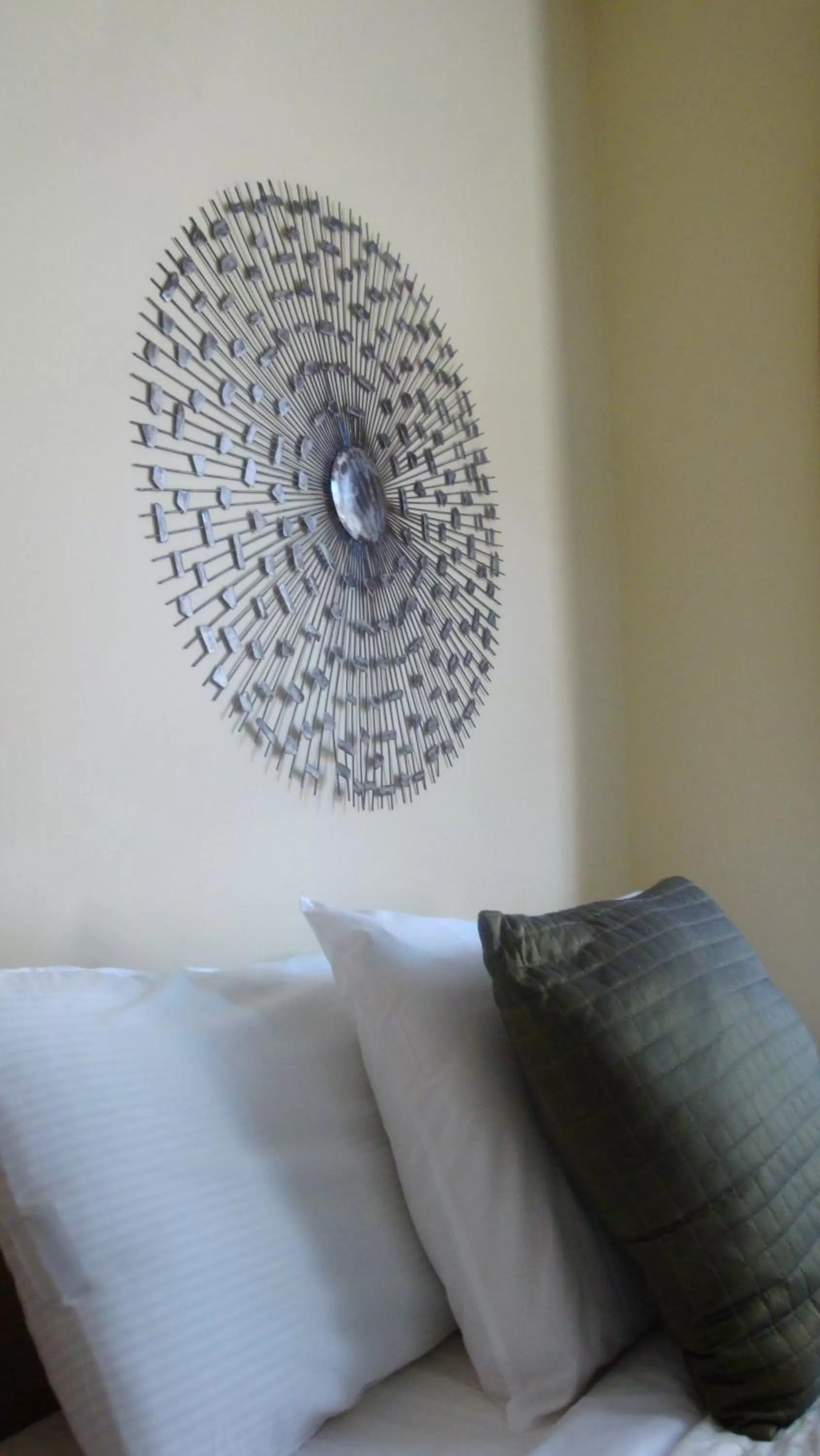 Bed in Touchstone Hotel - City Center