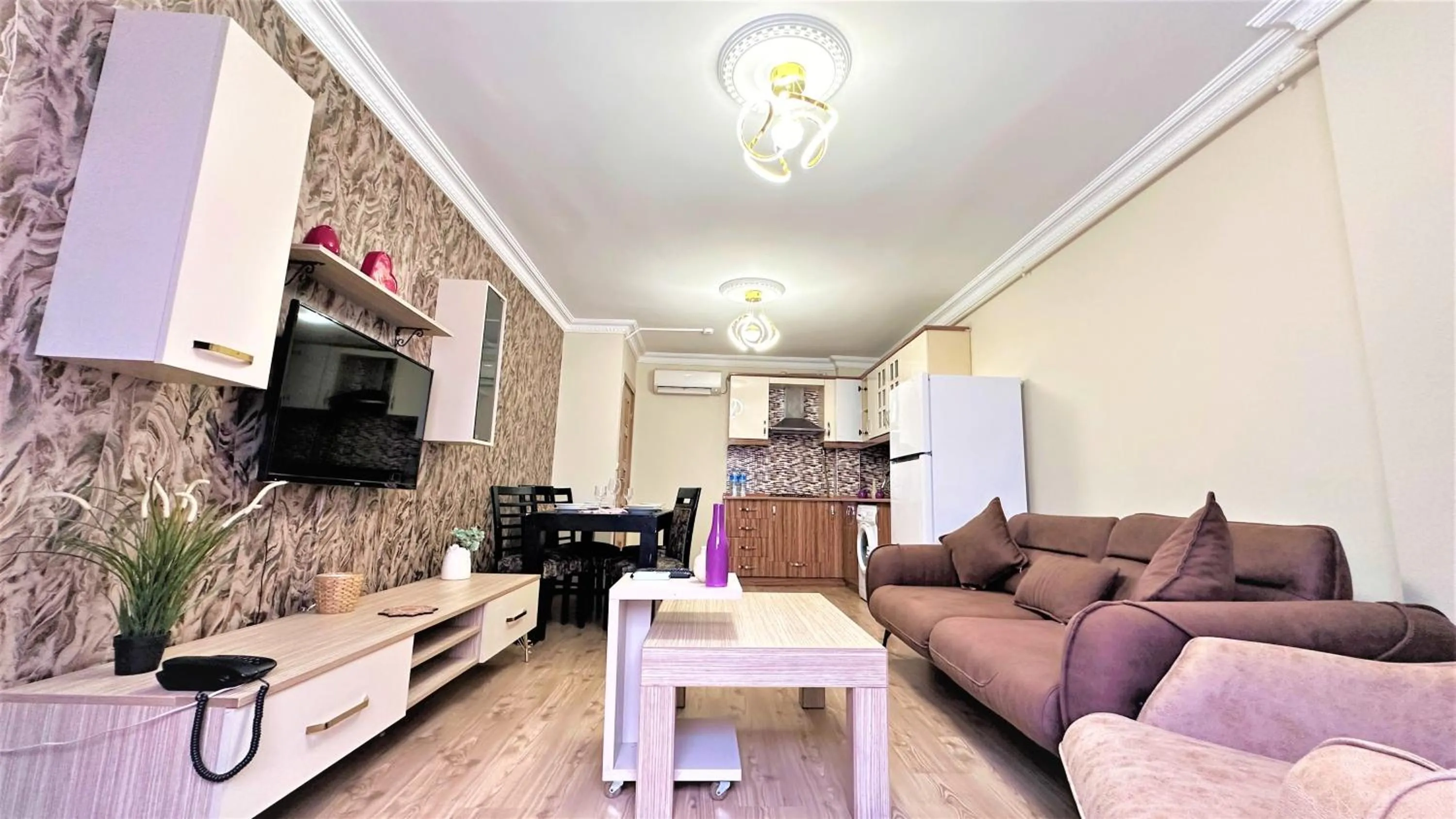 TV and multimedia in Overland Residence