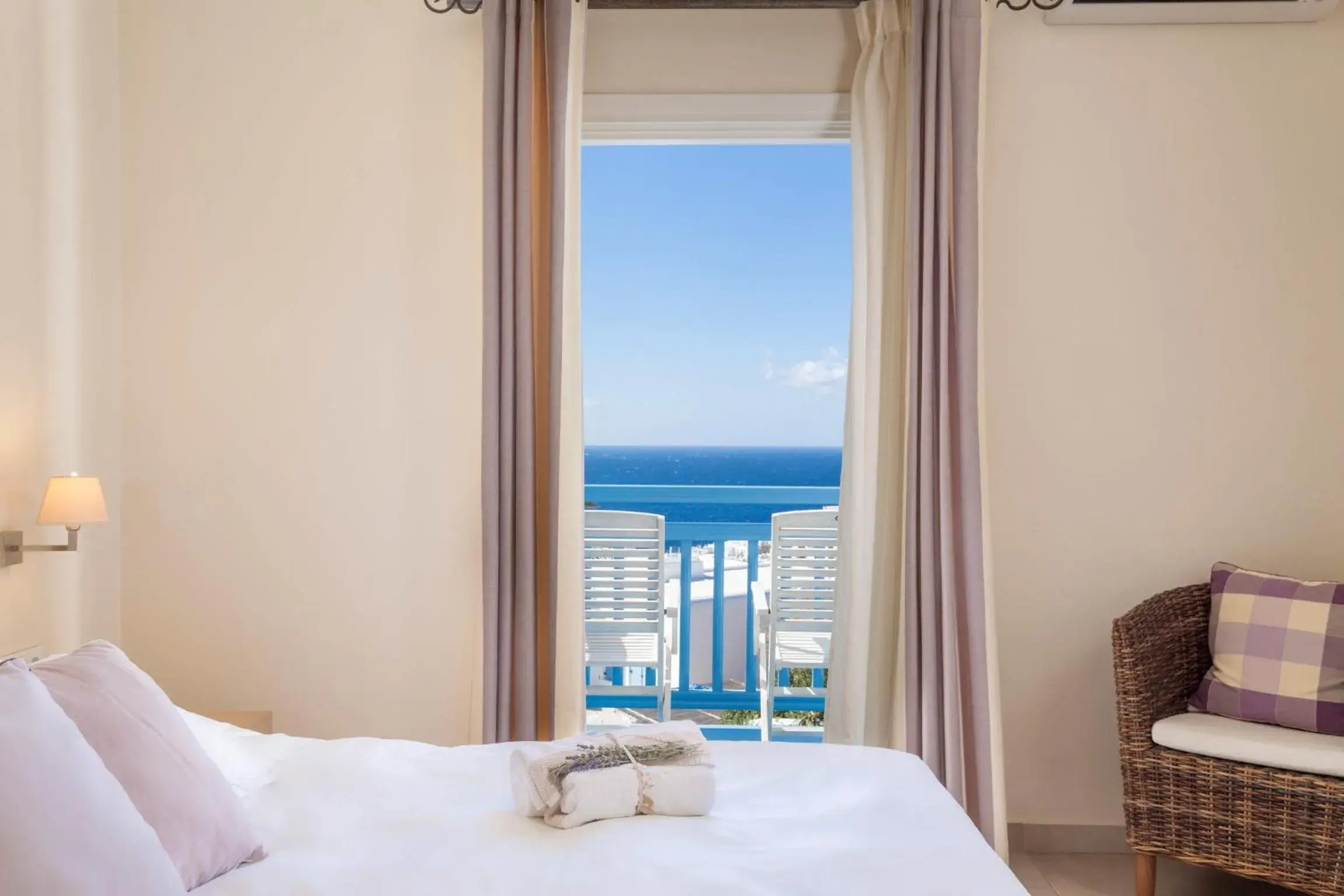 Double Room with Sea View in Vencia Boutique Hotel