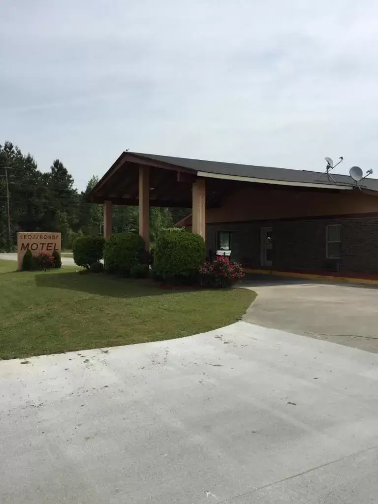 Property Building in Cross Road Motel