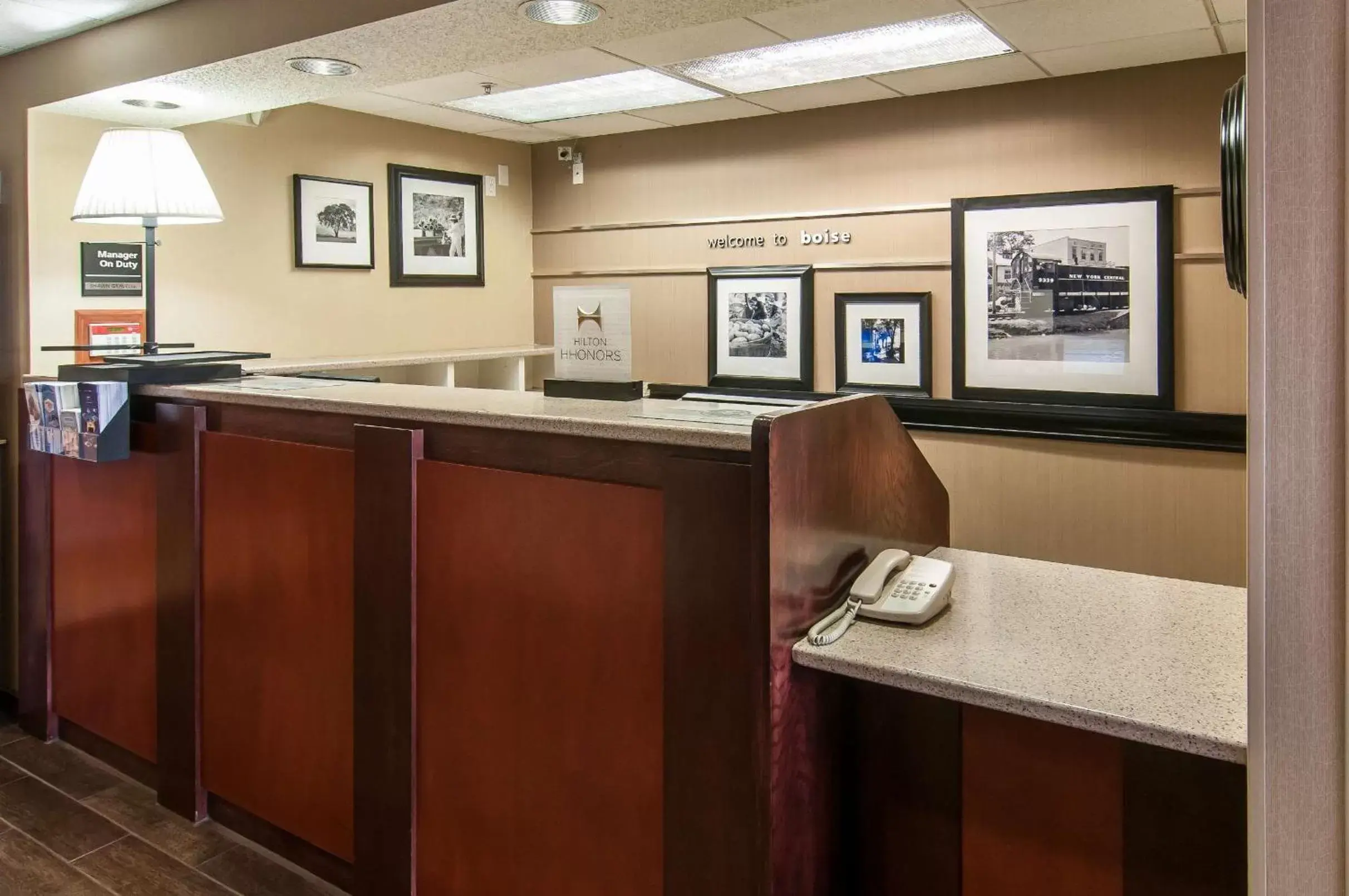 Lobby or reception in Hampton Inn Boise - Airport Lobby or reception in Hampton Inn Boise - Airport