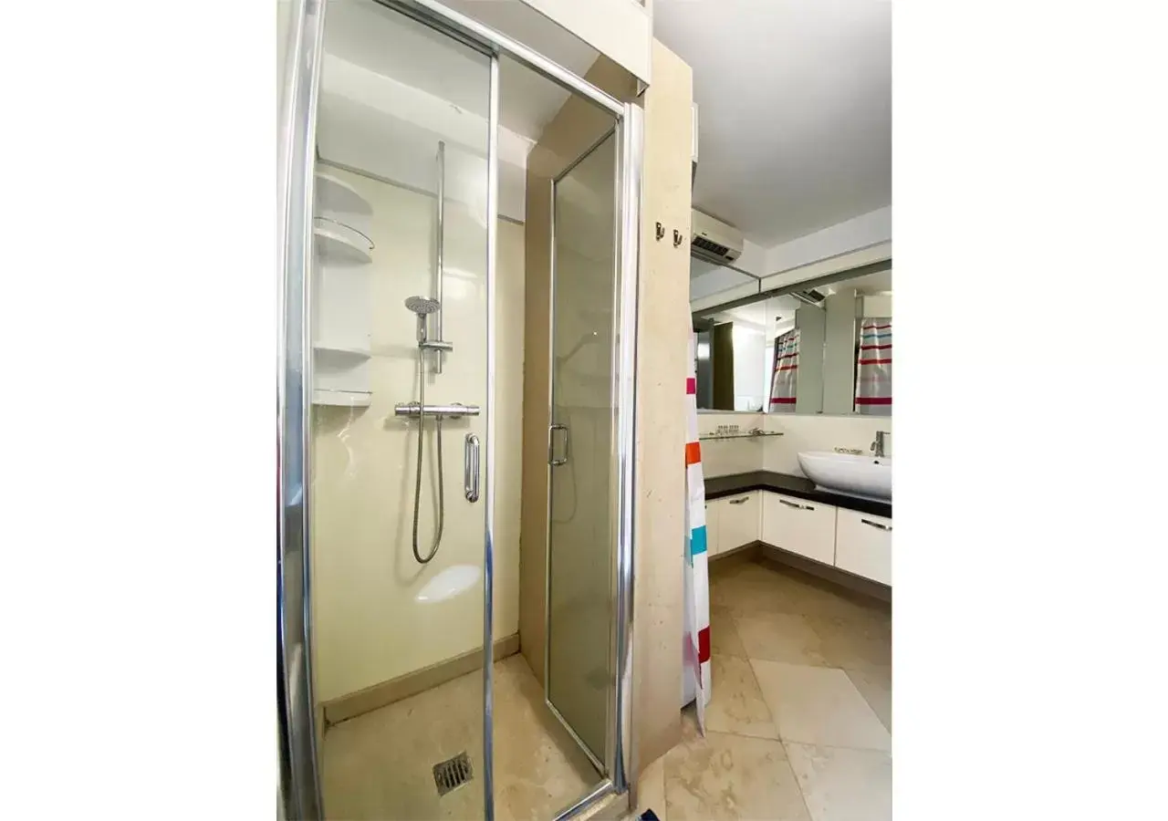 Shower, Bathroom in Euphorbia Residence