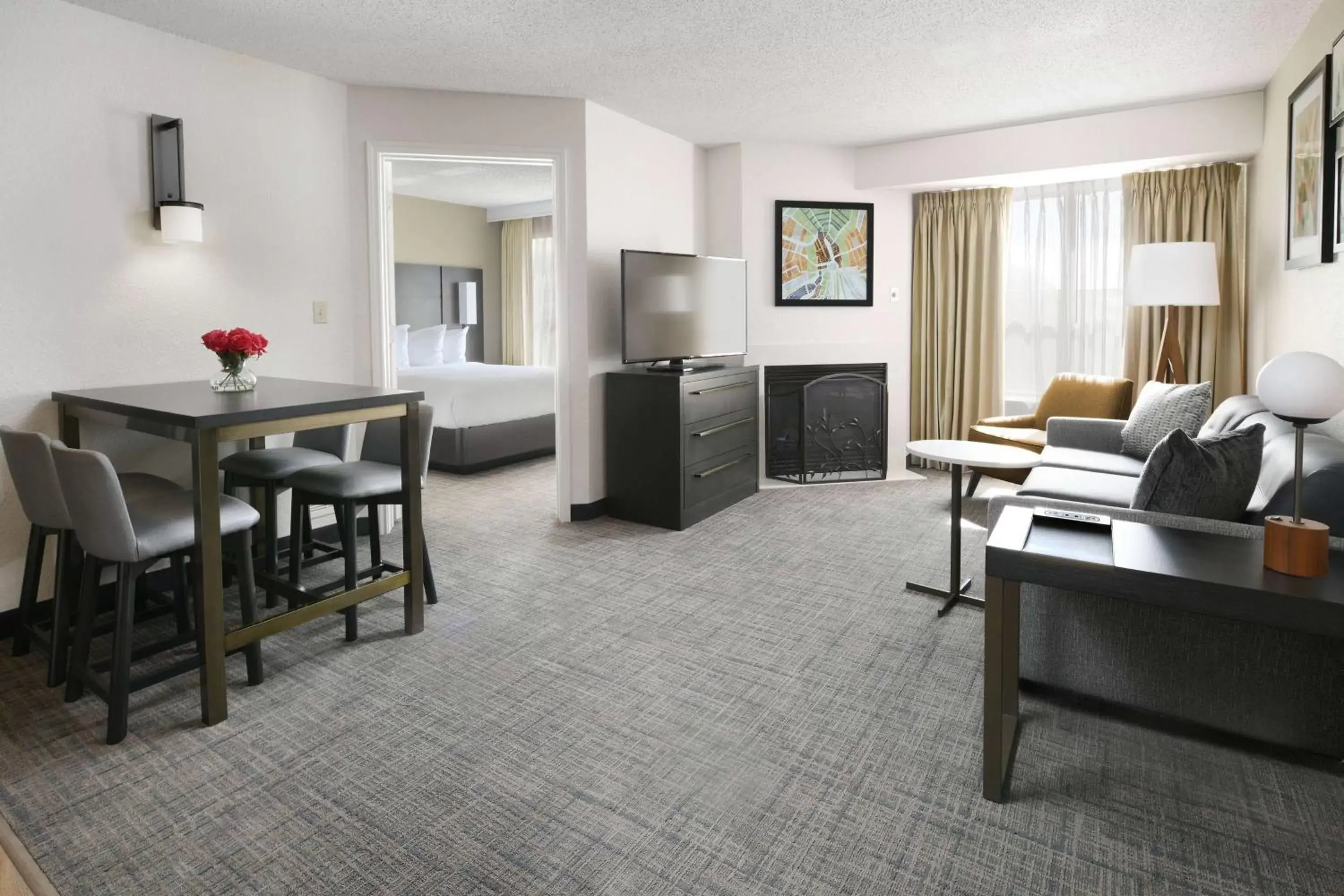 Photo of the whole room, Seating Area in Sonesta ES Suites Dallas Richardson