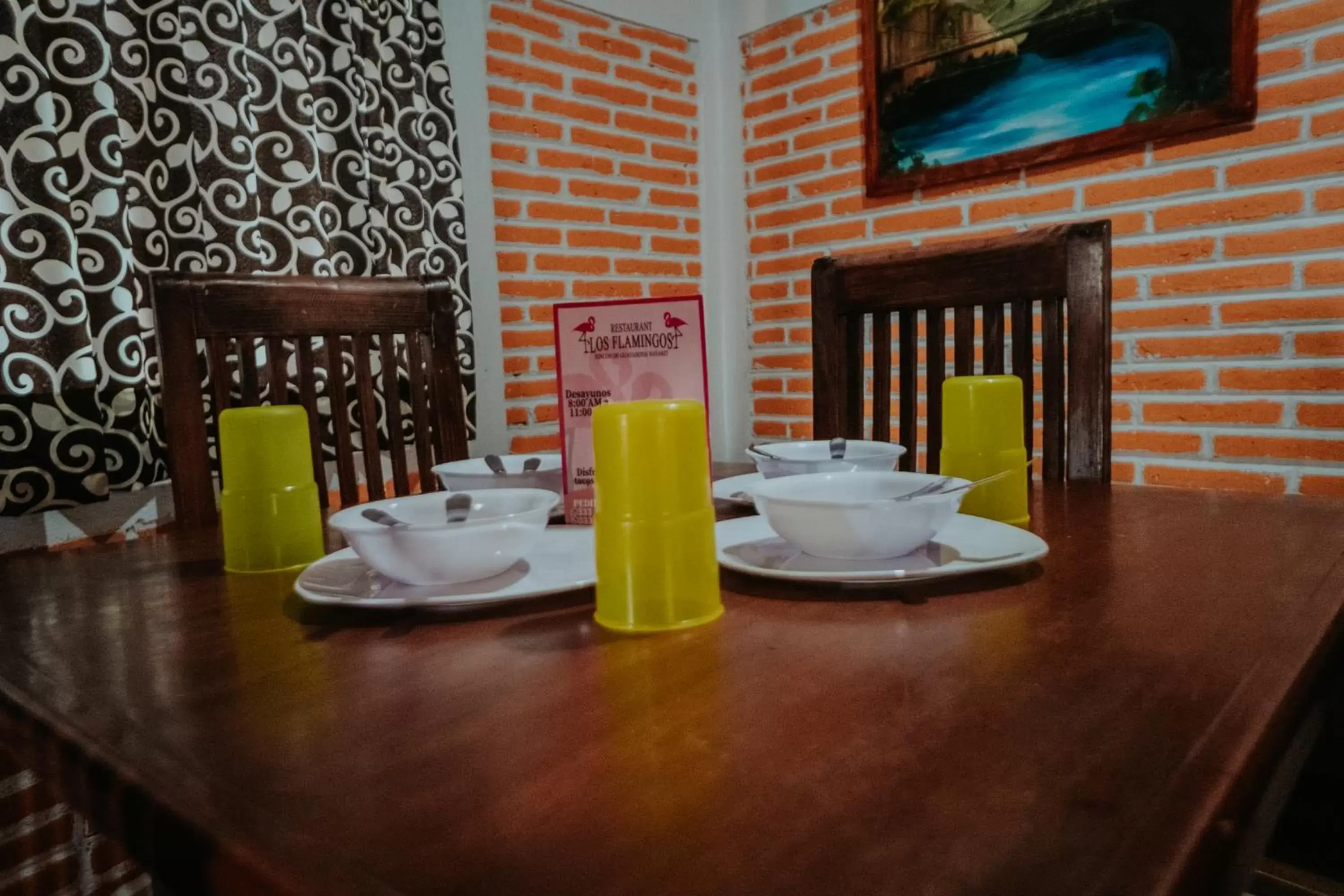 Dining area in Bungalows Flamingos