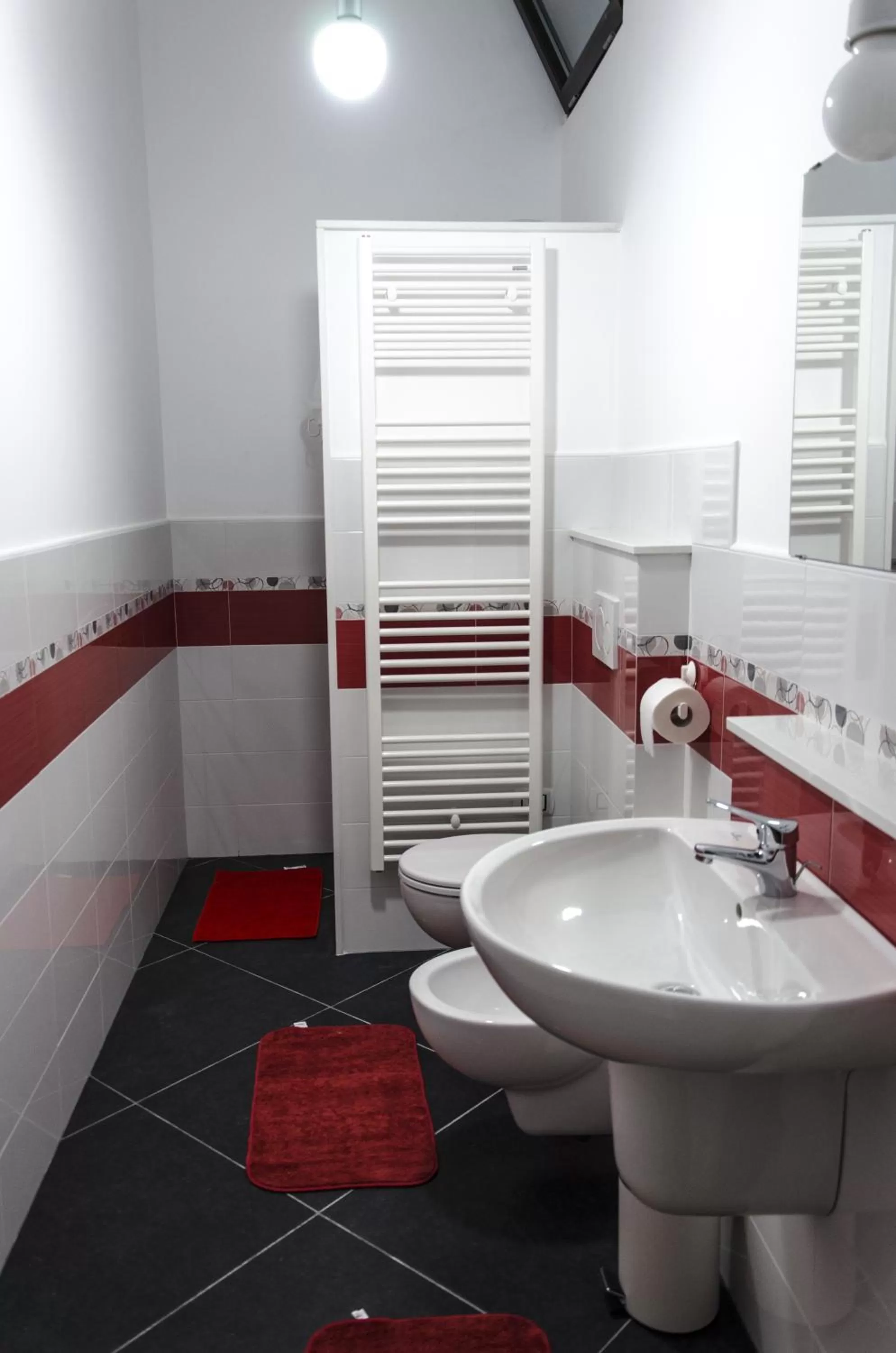 Shower in Maria Vittoria Charming Rooms and Apartments