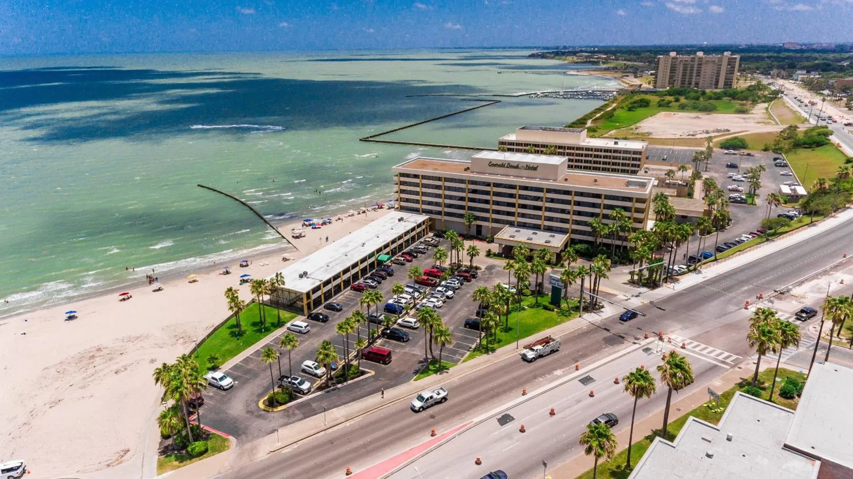 Facade/entrance, Bird's-eye View in Emerald Beach Hotel Corpus Christi