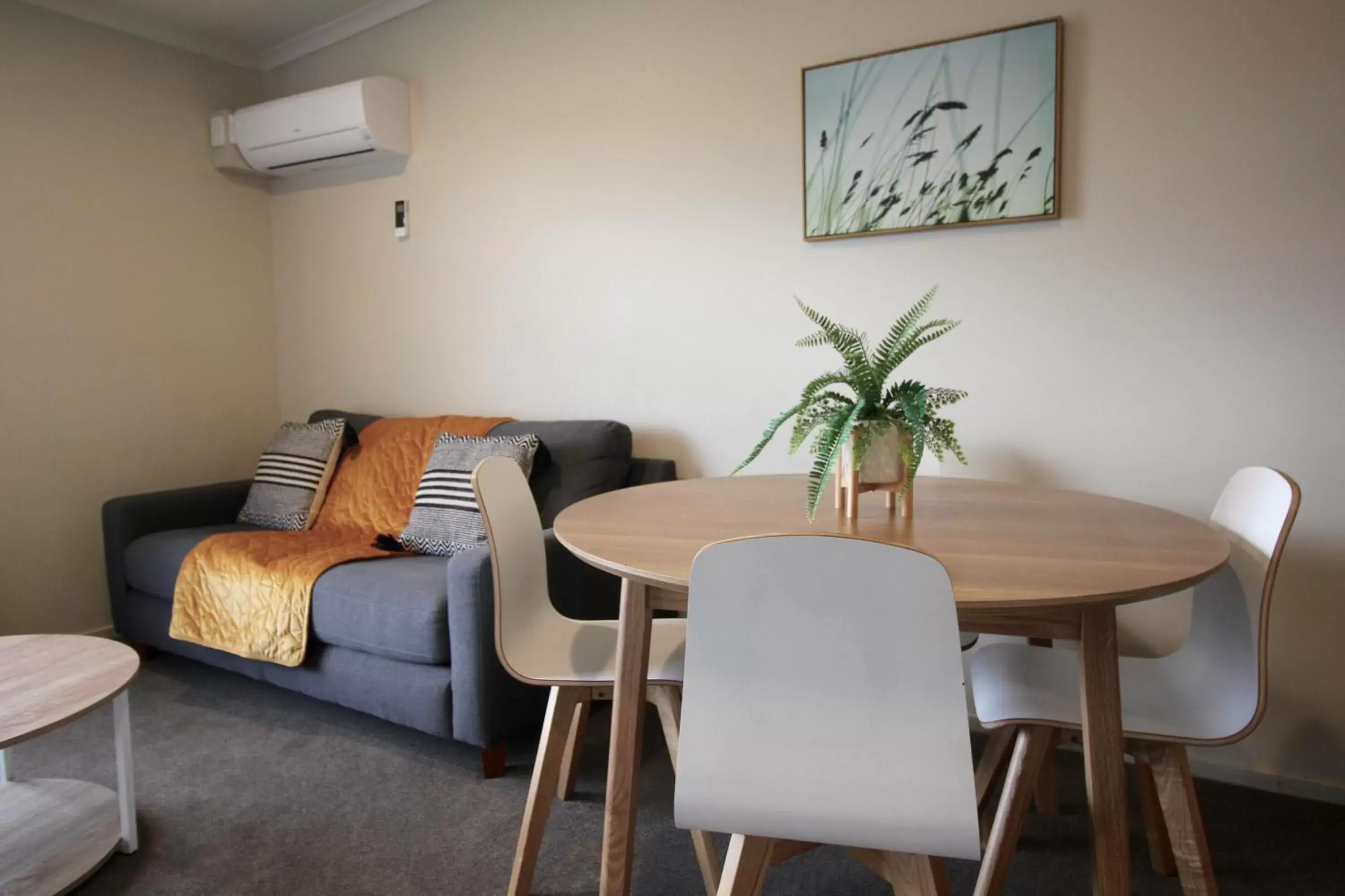 Executive Suite in Alpine Lake Motel Executive Suite in Alpine Lake Motel