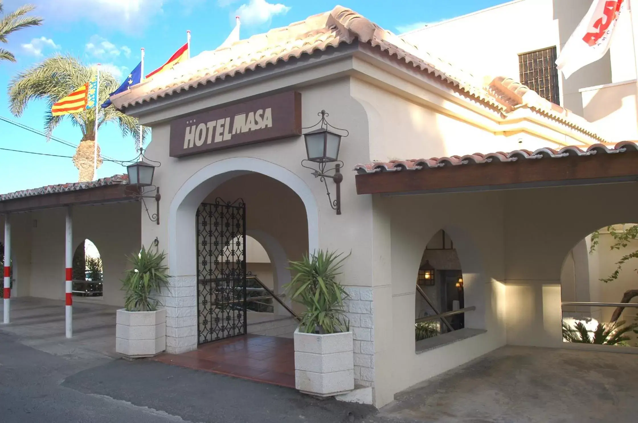 Facade/entrance, Property Building in Hotel Masa International