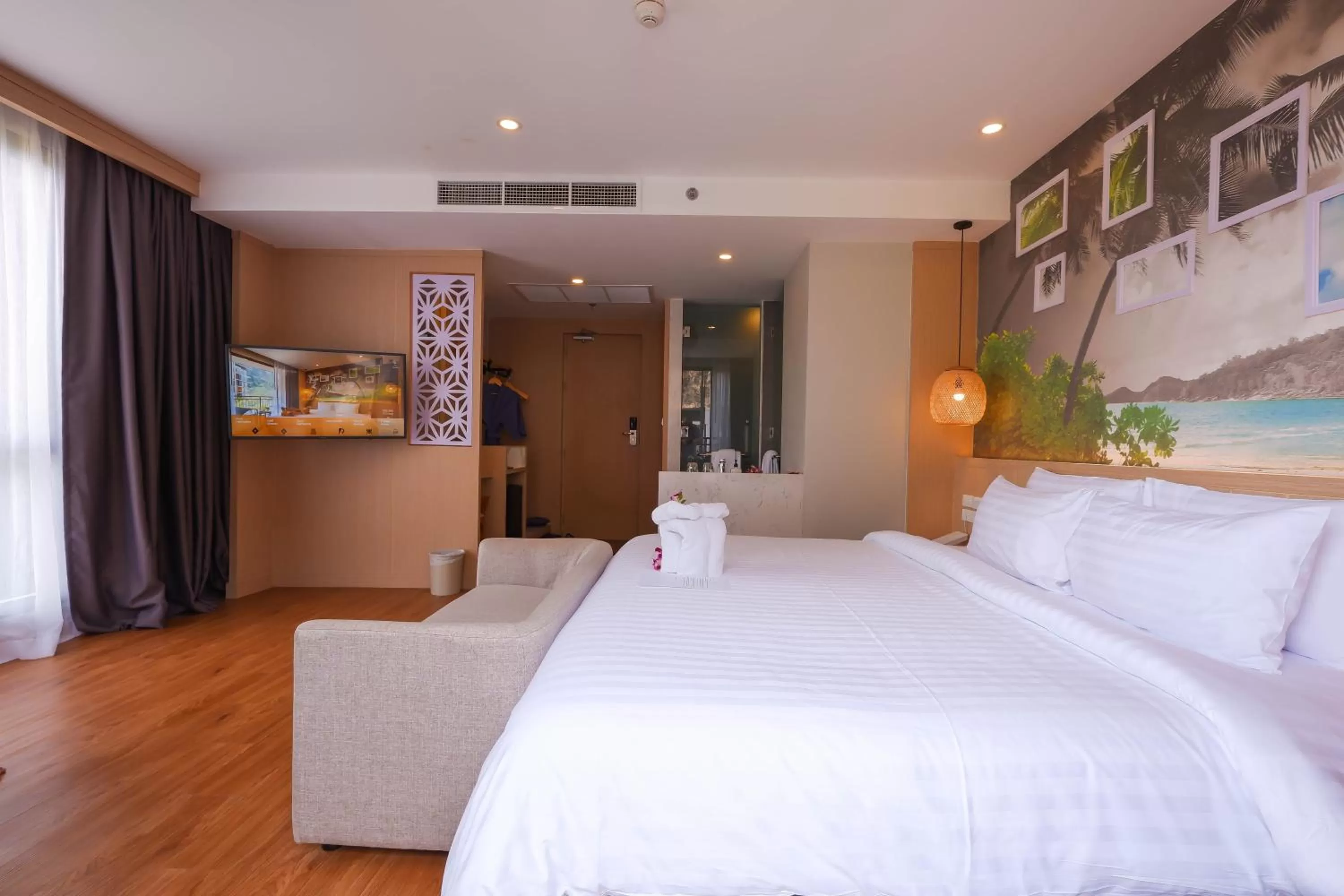 Guests, Bed in Sea Seeker Krabi Resort