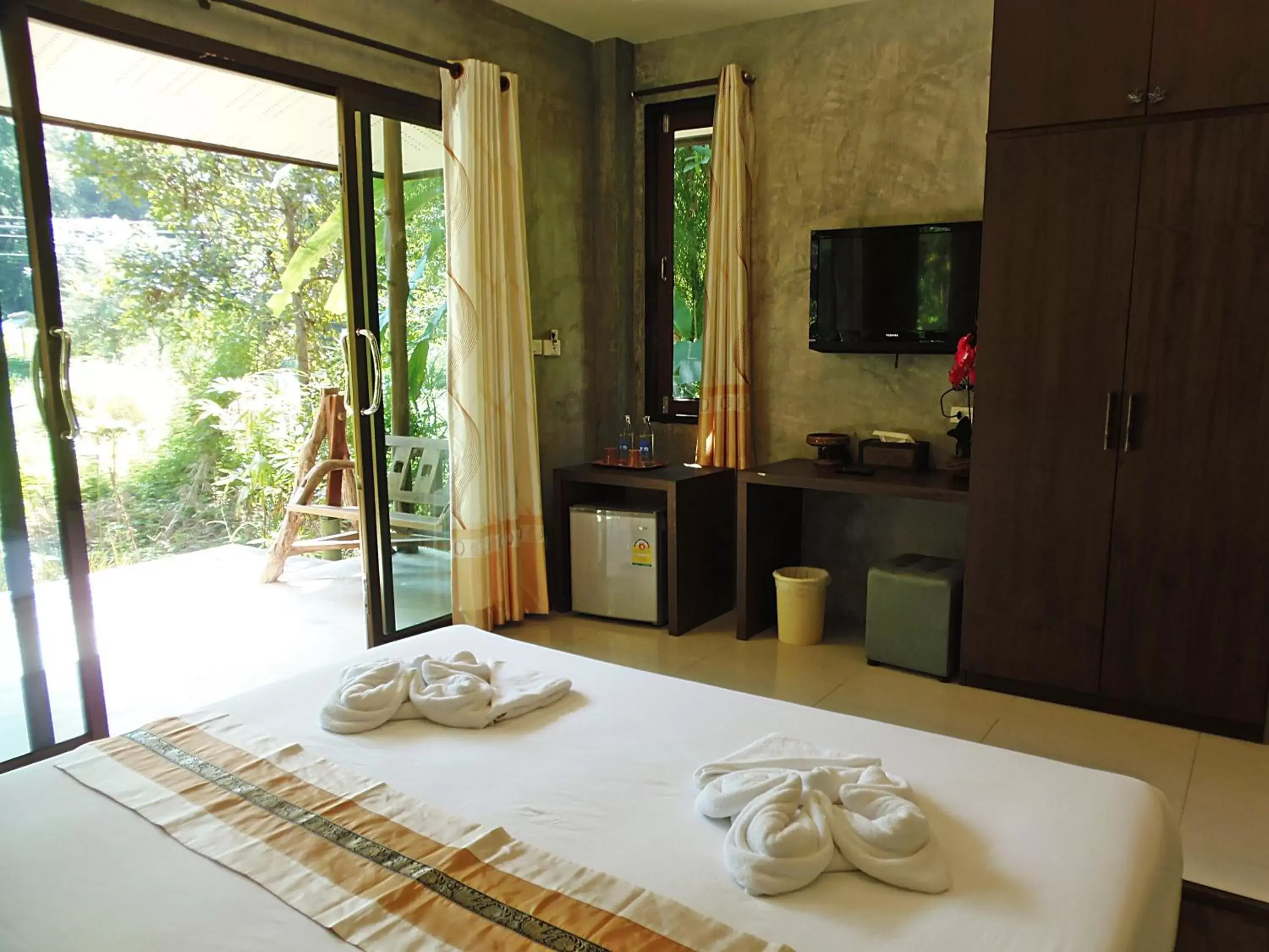 Bedroom, Bed in Pai My Guest Resort - SHA Plus Bedroom, Bed in Pai My Guest Resort - SHA Plus