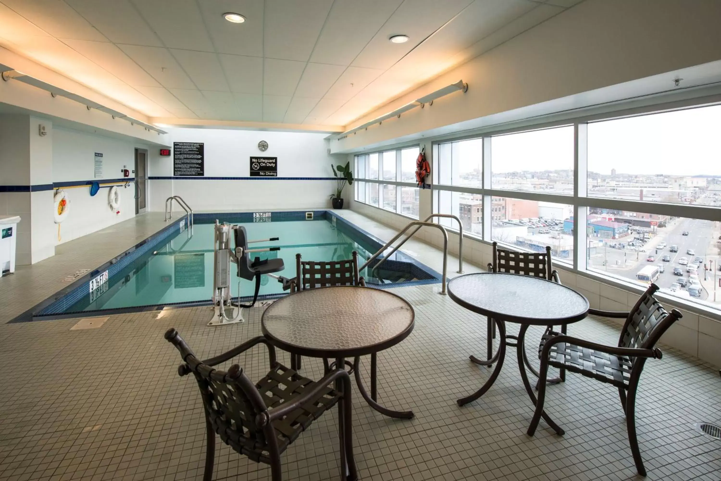 Pool view in Hampton Inn & Suites Boston Crosstown Center Pool view in Hampton Inn & Suites Boston Crosstown Center